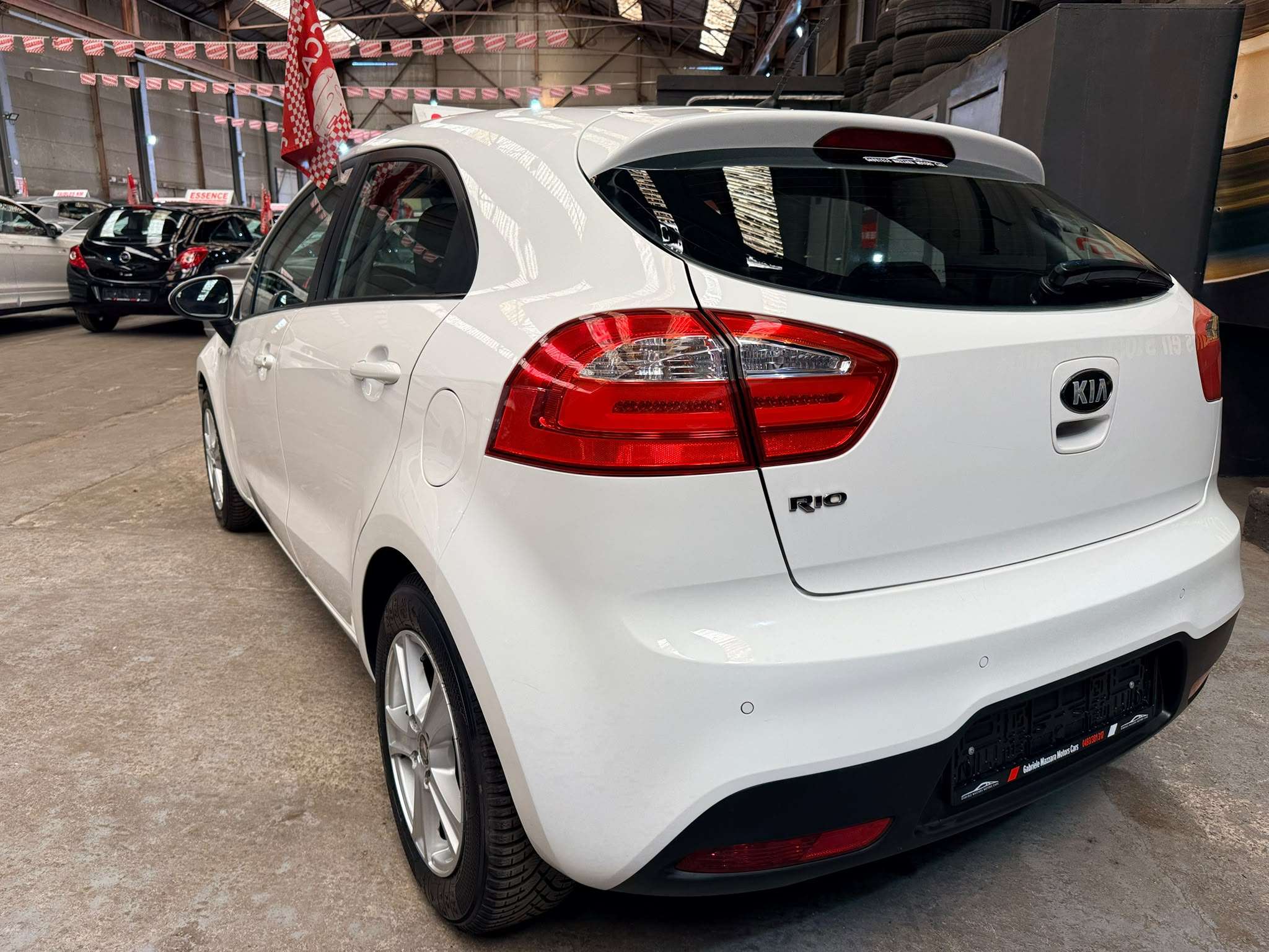 Kia Rio Rio 1.2i Airco LED Bluetooth  V.C V.E