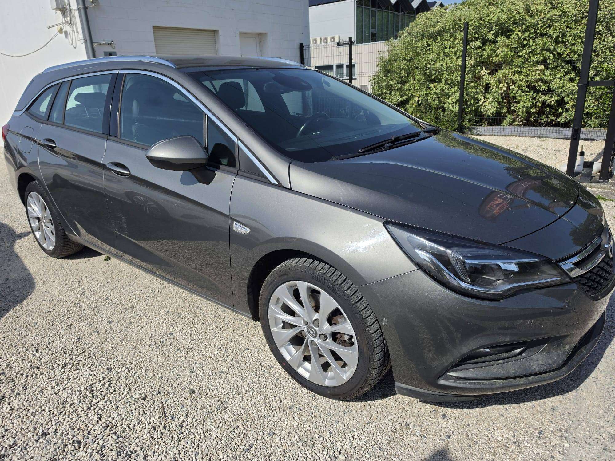Opel Astra Astra Sports Tourer 1.6 CDTi boite auto