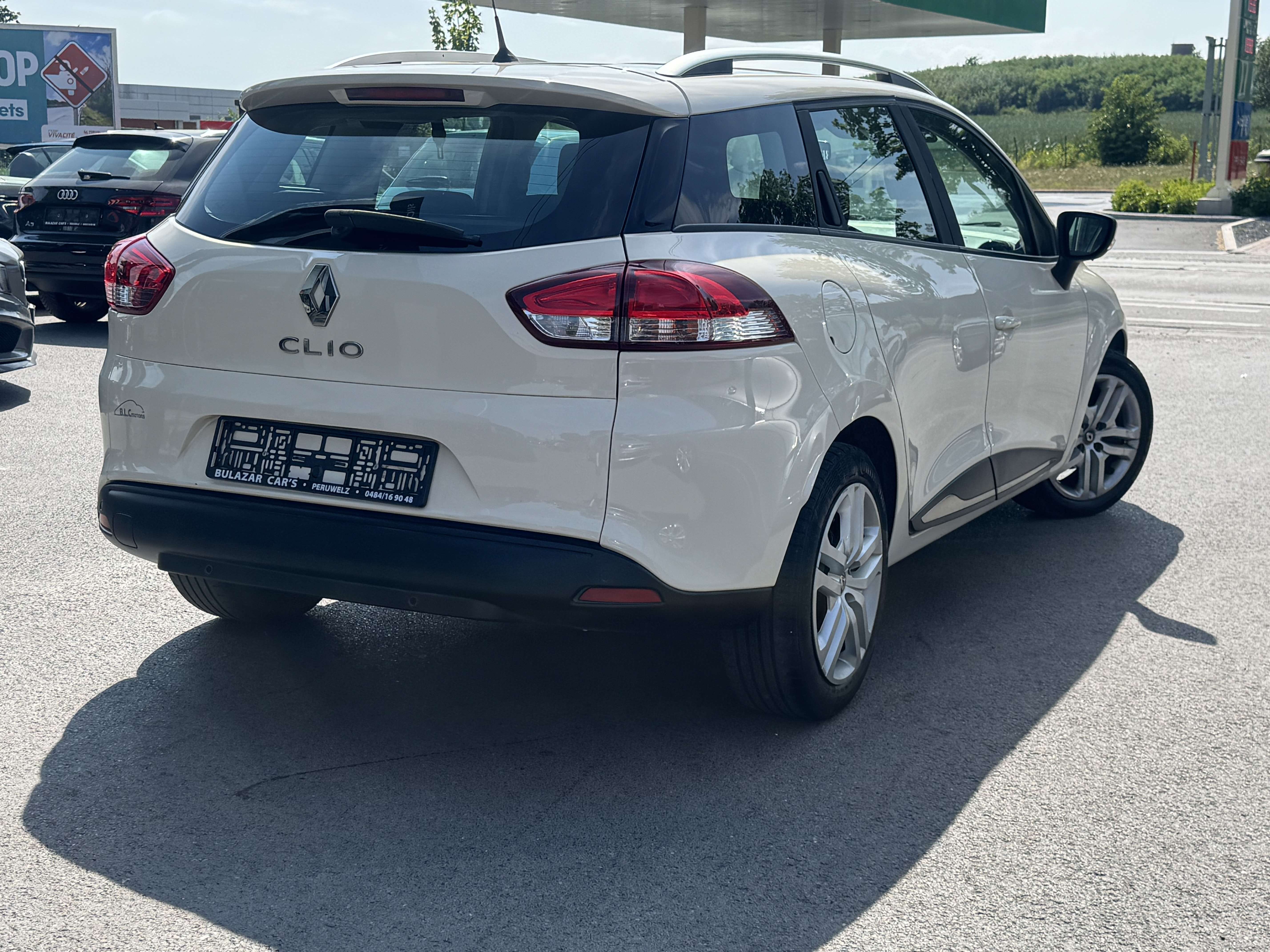Renault Clio Clio 1.2i Limited*NAVI*CLIM*CAMERA*GARANTIE DE 12 MOIS