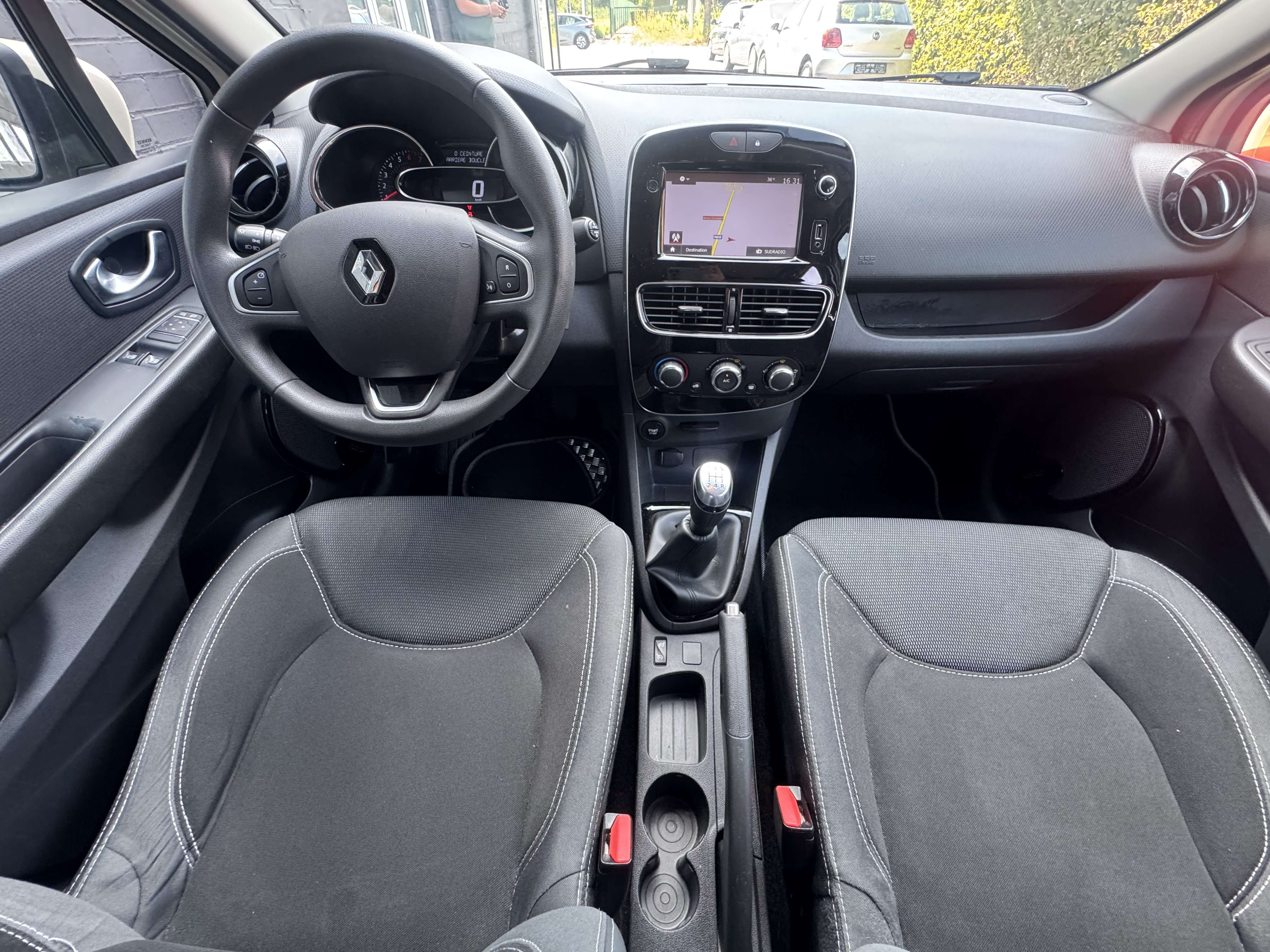 Renault Clio Clio 1.2i Limited*NAVI*CLIM*CAMERA*GARANTIE DE 12 MOIS
