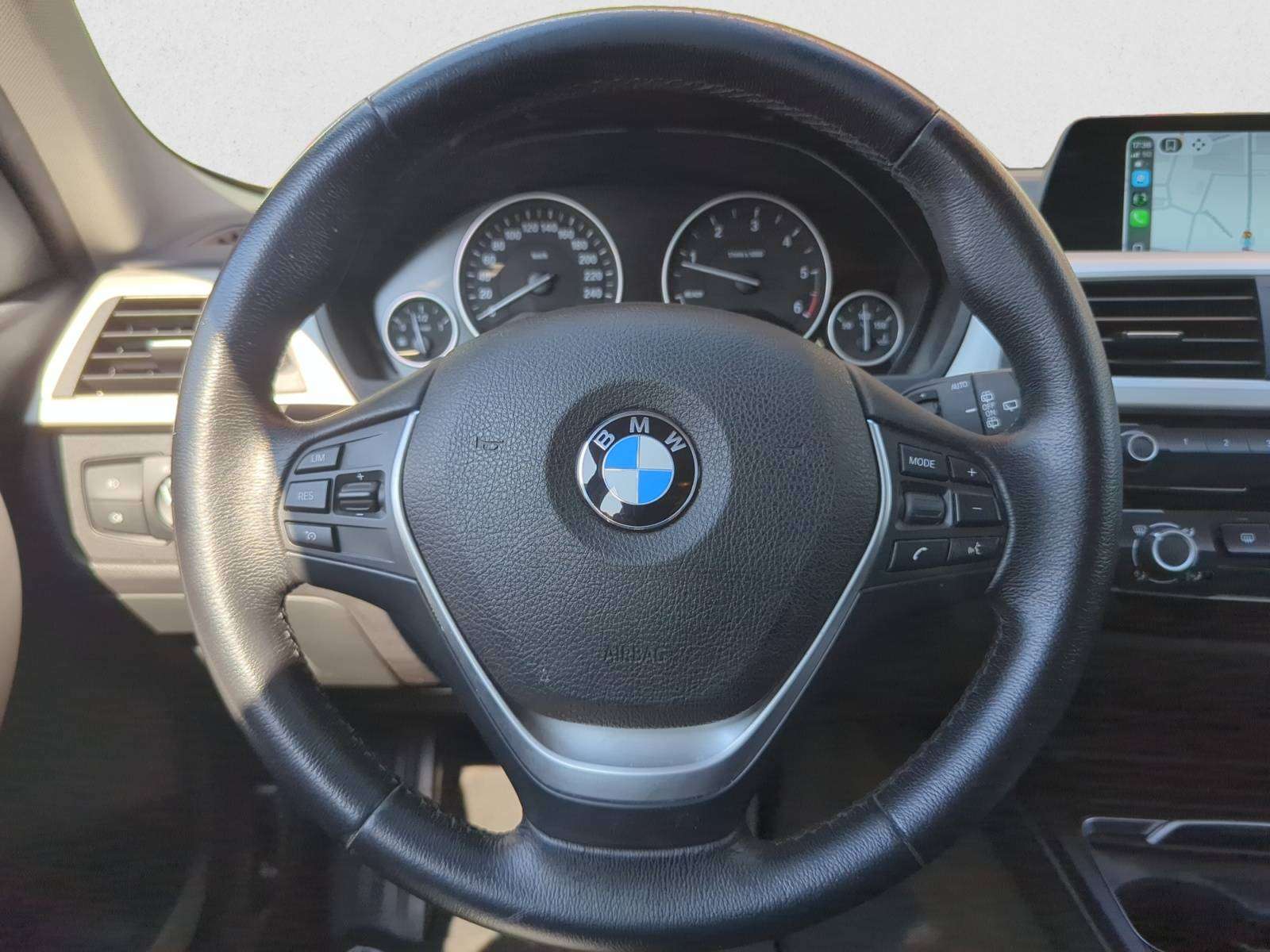 BMW 316 Touring / Automatic / Carplay / Android Auto