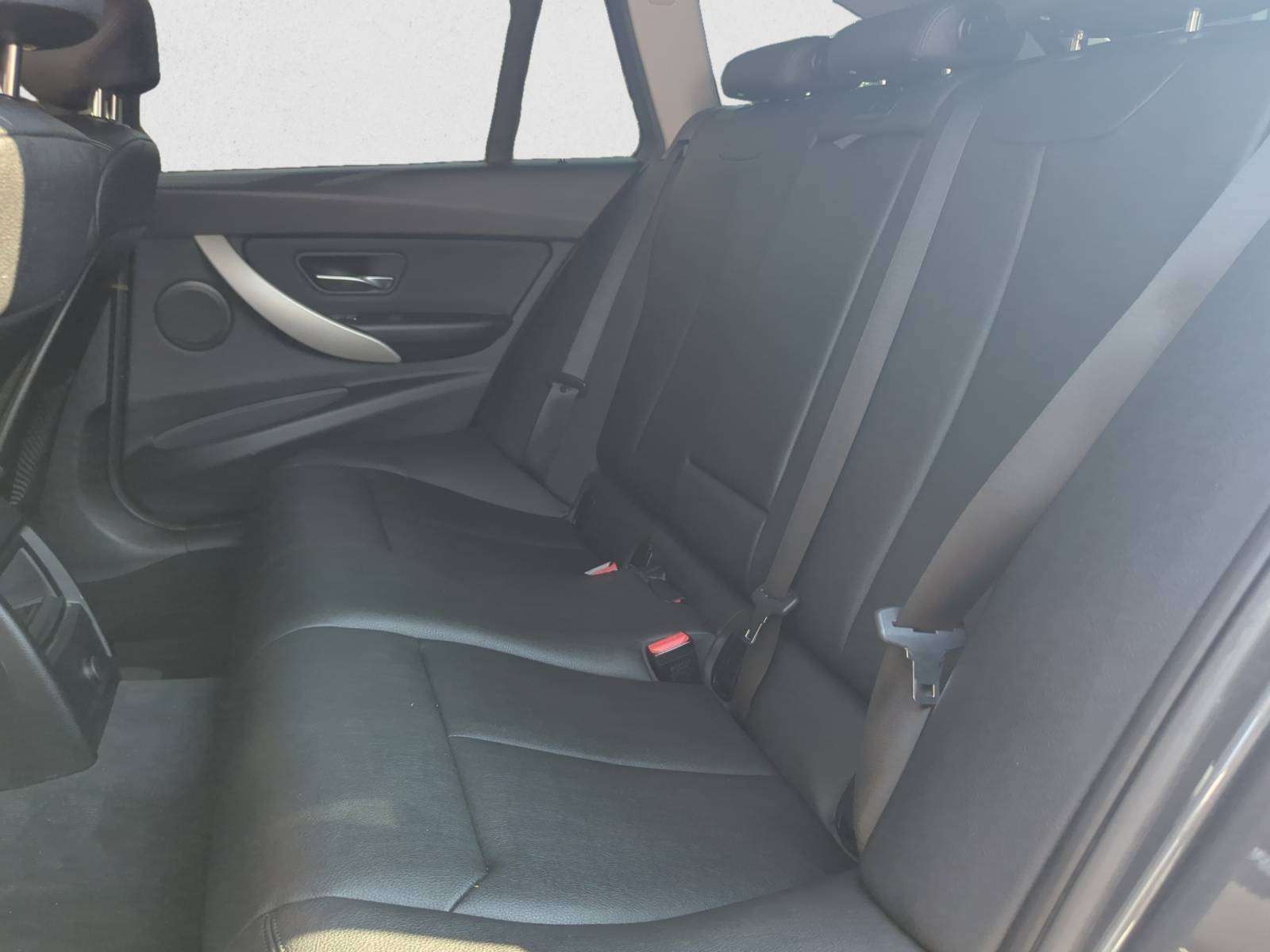 BMW 316 Touring / Automatic / Carplay / Android Auto