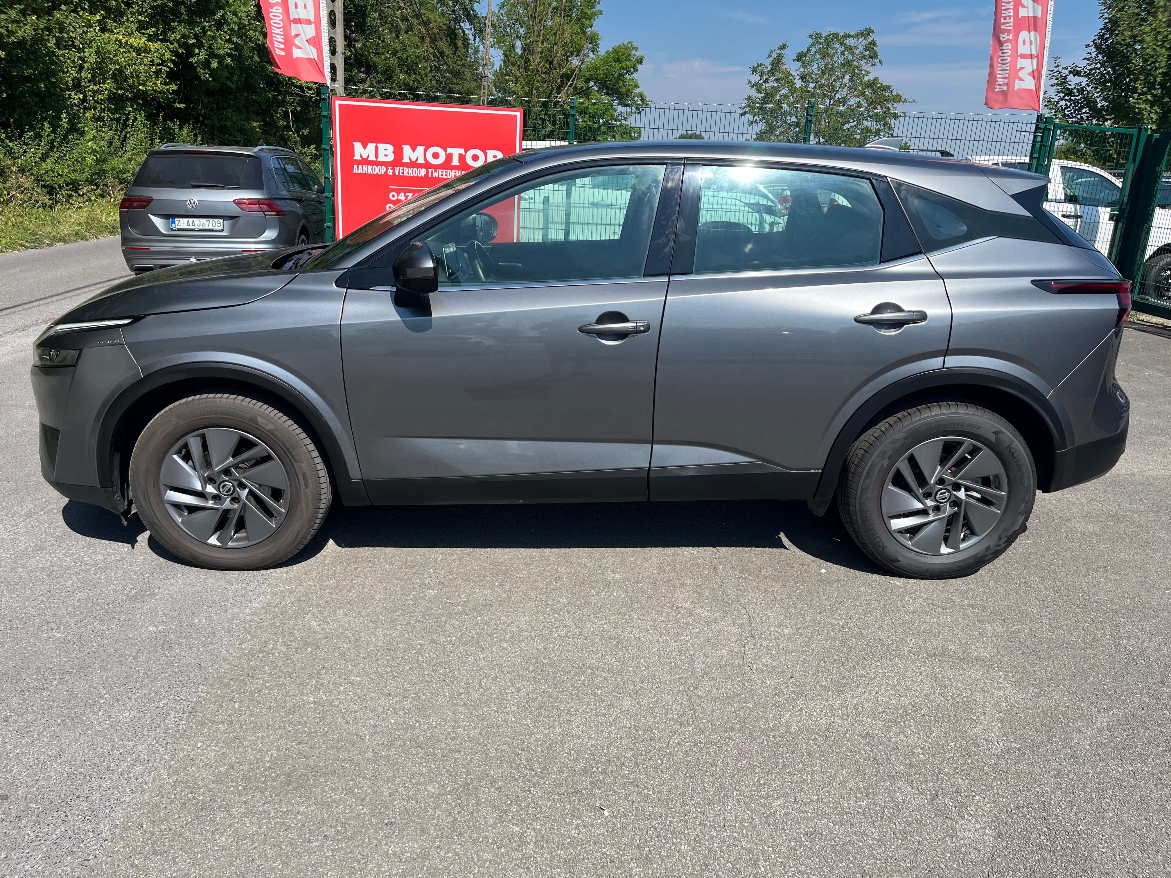 Nissan Qashqai 1.3 BUSINESS EDITION XTRON