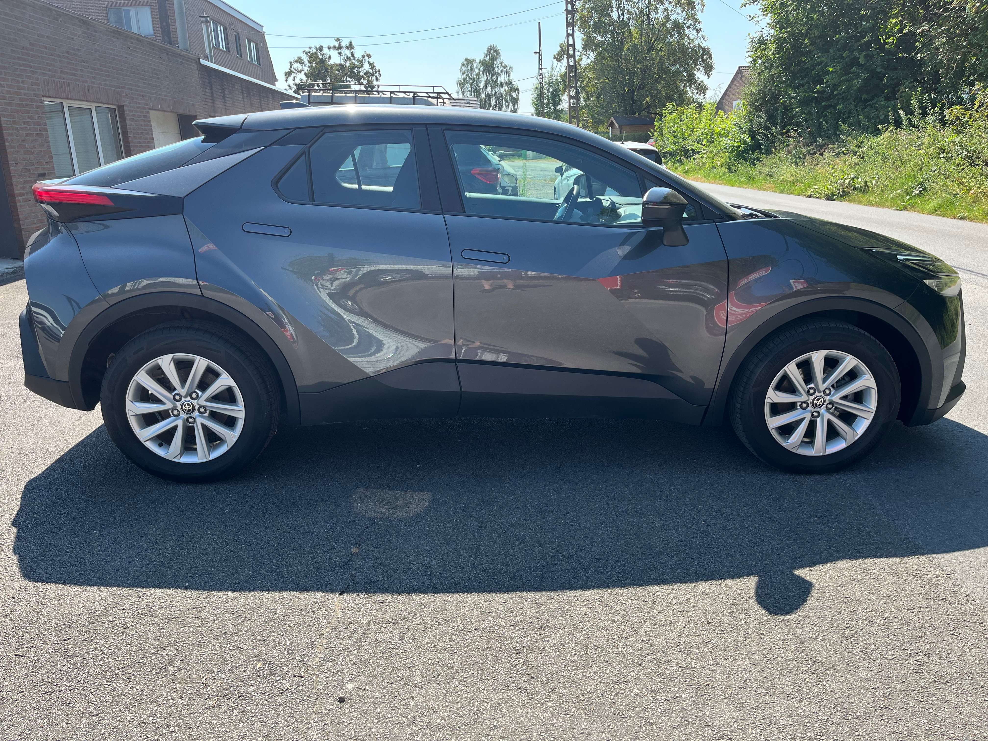 Toyota C-HR Hybrid  HEV 2.0- 21.322€+BTW/TVA