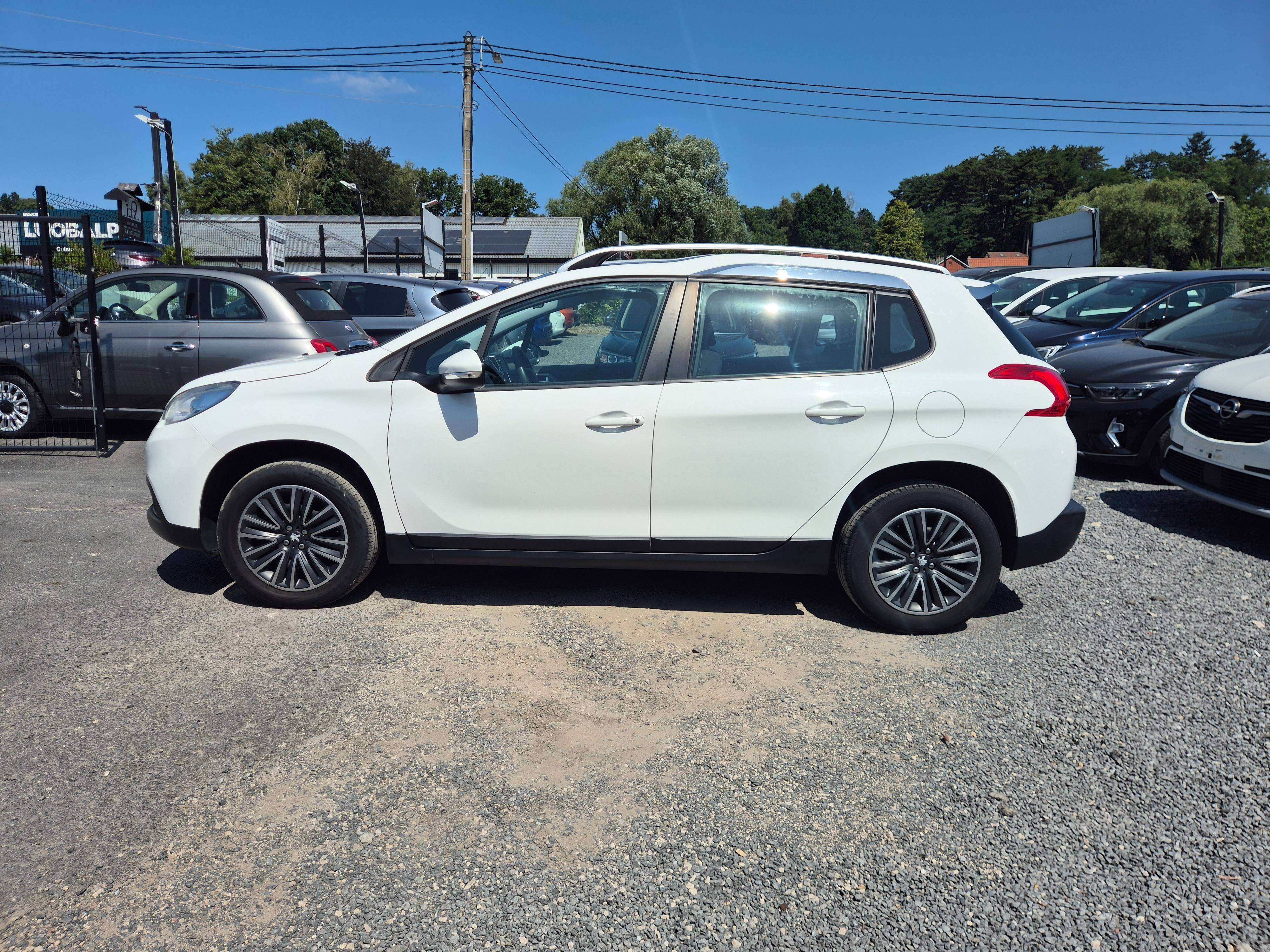Peugeot 2008 1.2i Active ETG - EU6 - GARANTIE 1AN -