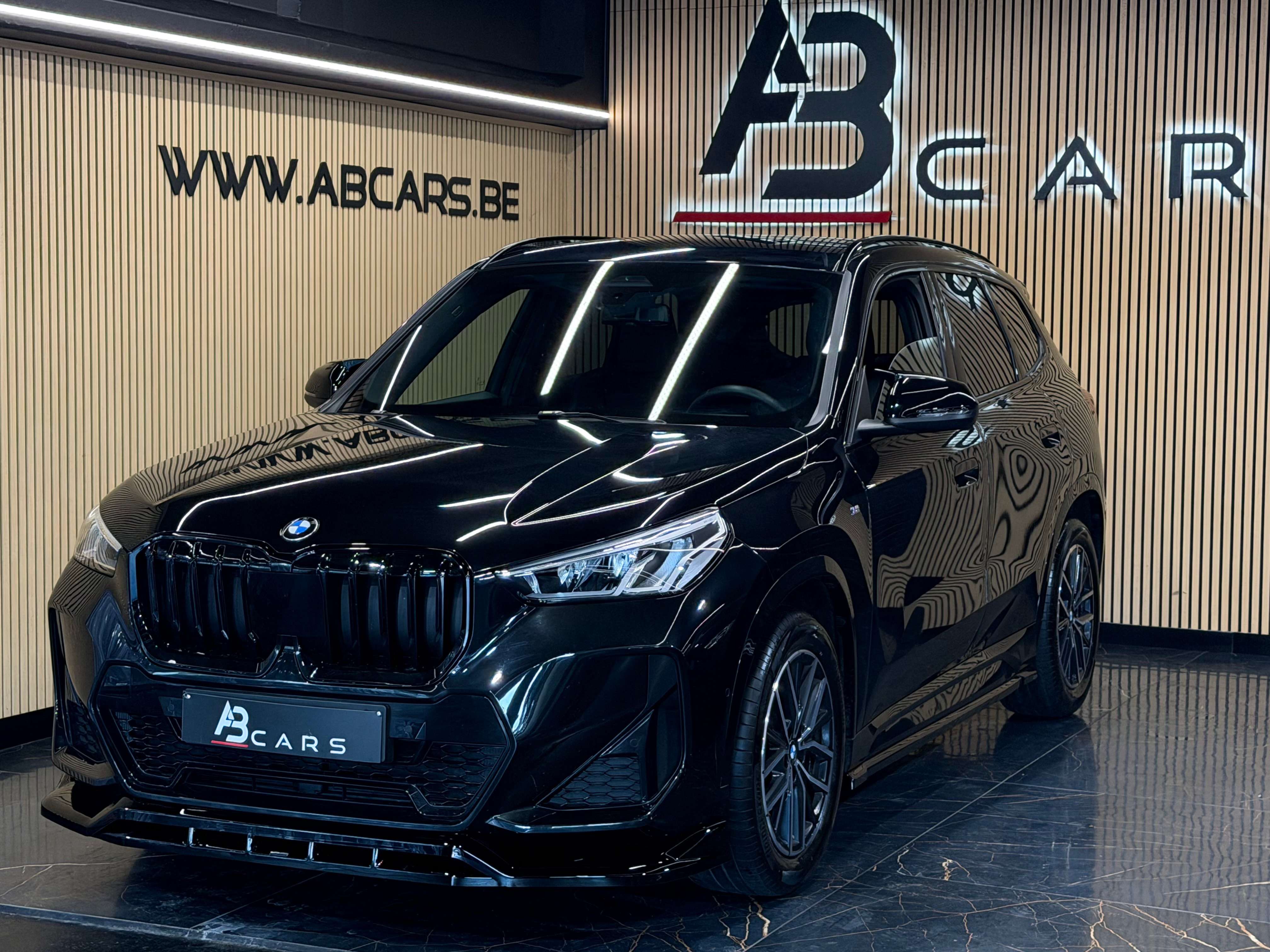 BMW X1 1.5iAS SDRIVE18I PACK M PERFORMANCE ** GARANTIE 12 MOIS **
