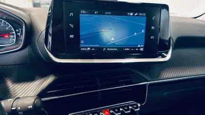 Peugeot 2008 1.5 PDC CAMERA NAVI CLIM CRUISE LIM BLUETOOTH