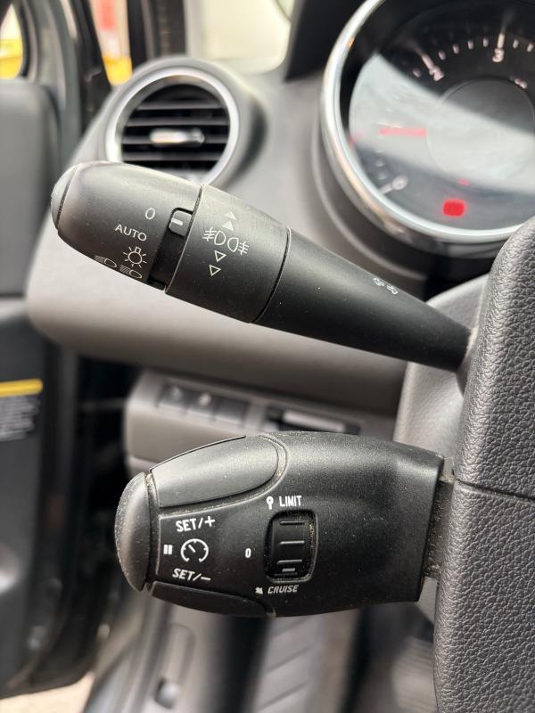 Peugeot 5008 2014 1.6L HDi 115 Style 7 PLACES 1ERE MAI TOIT PANO BLUETOOTH RADARS RÉGULATEUR