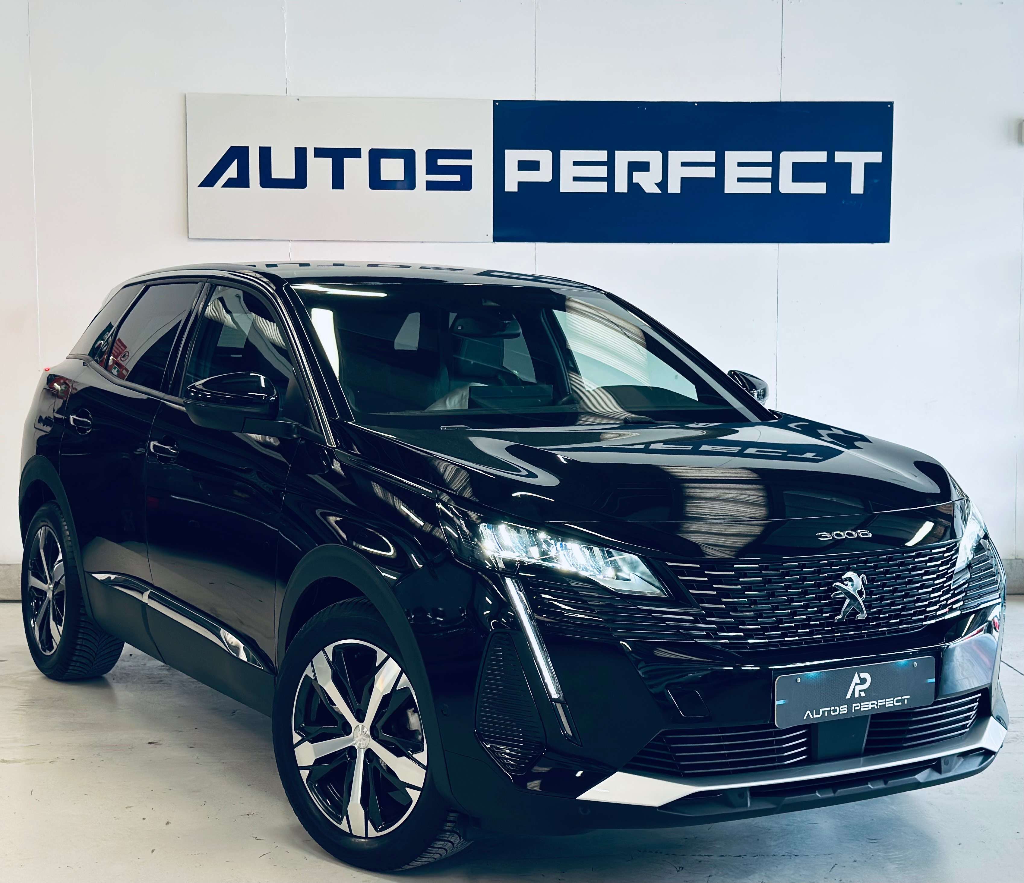 Peugeot 3008 1.5 BlueHDi BOITE AUTO PALETTE NAVI CARPLAY CAMERA PDC