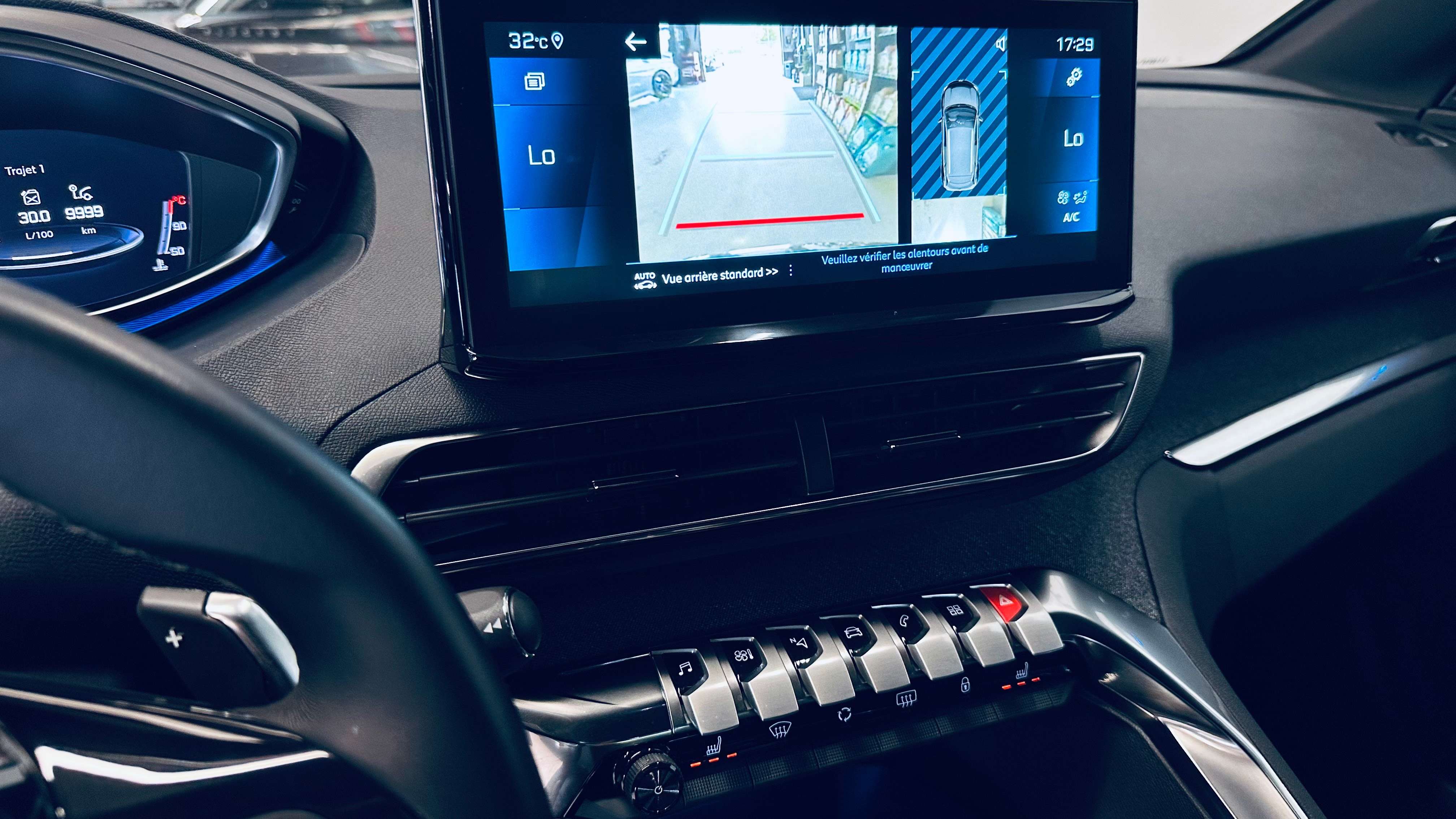 Peugeot 3008 1.5 BlueHDi BOITE AUTO PALETTE NAVI CARPLAY CAMERA PDC
