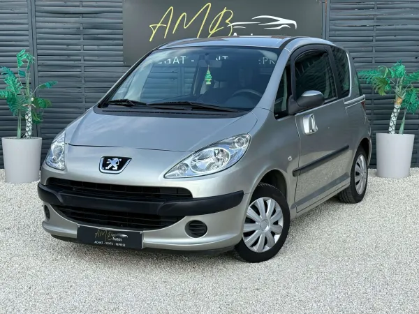 Peugeot 1007 1007 1.4i */*BOITE AUTO+CARNET*/*