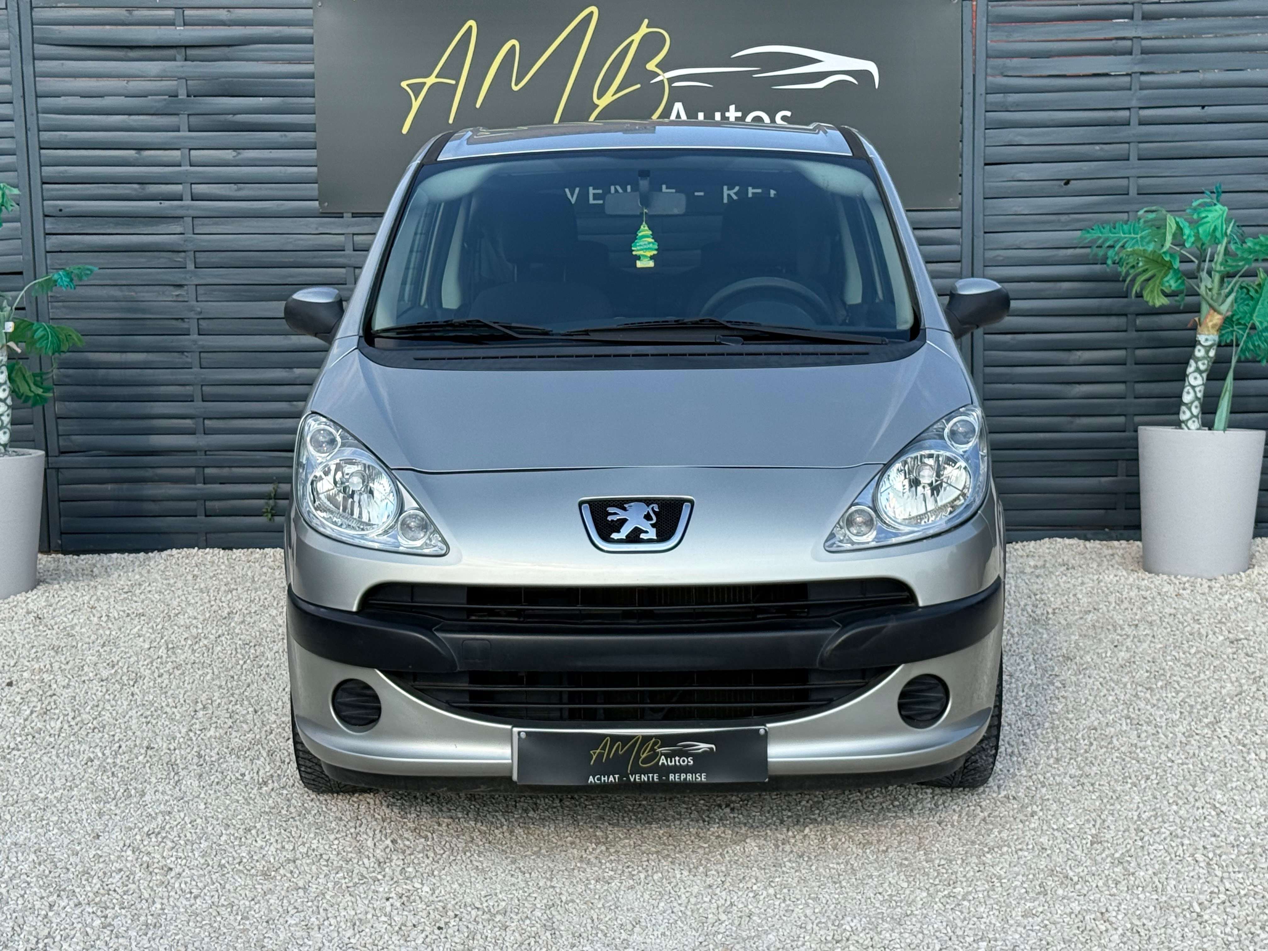 Peugeot 1007 1007 1.4i */*BOITE AUTO+CARNET*/*