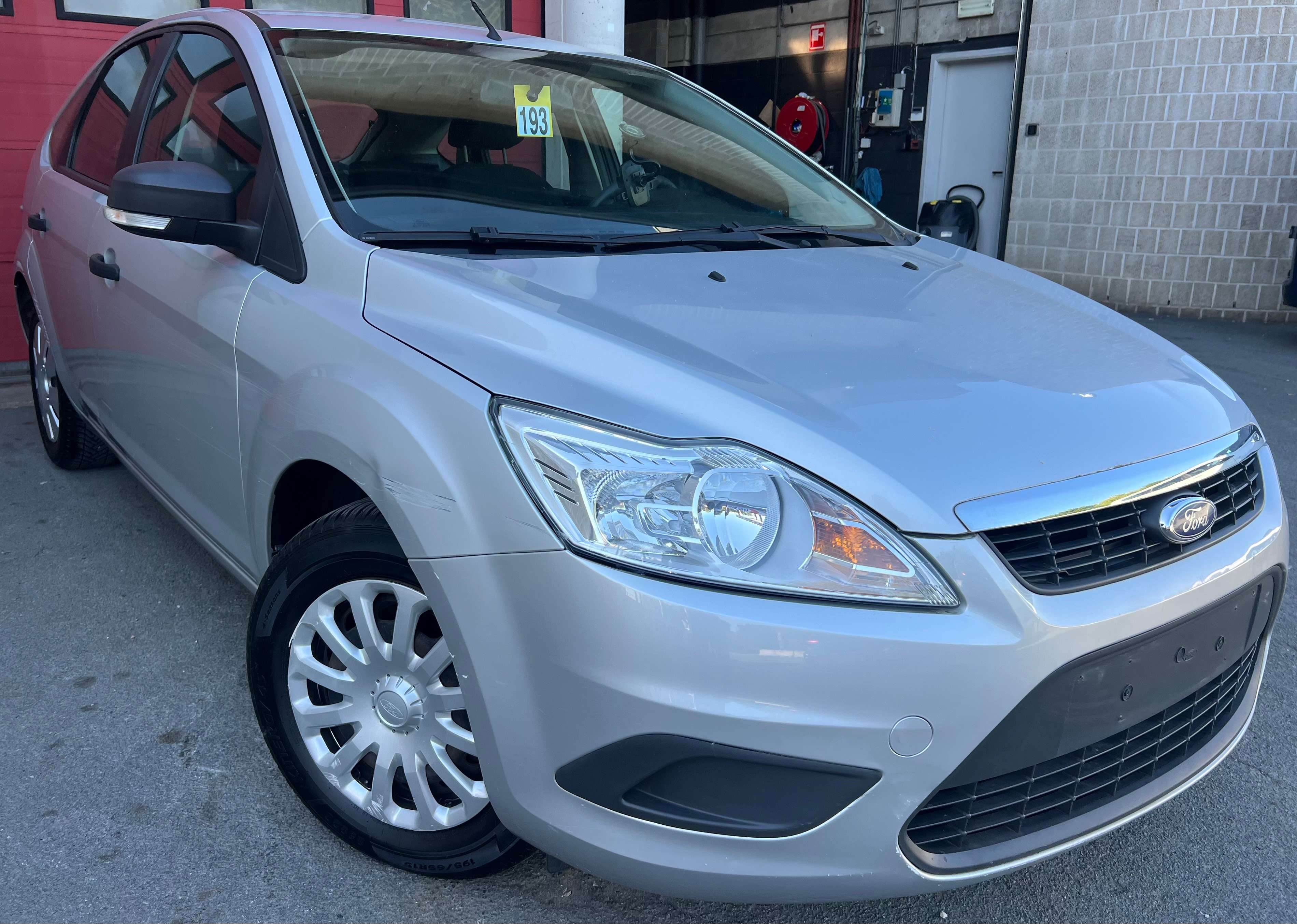 Ford Focus 1.6i Trend + CAR-PASS