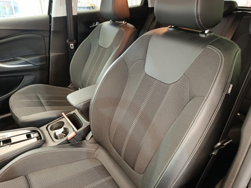 Opel Grandland Hybride 225 ch ELEGANCE BUSINESS
