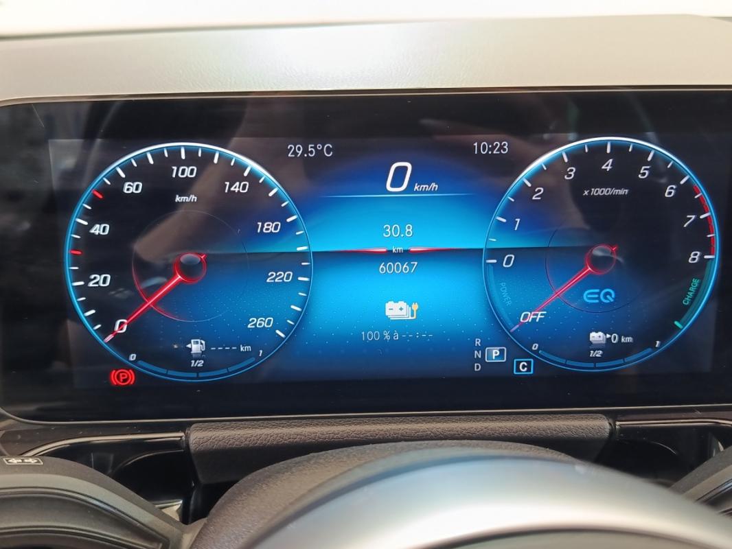 Mercedes-Benz Gla II 1.3 250 e AMG LINE DCT