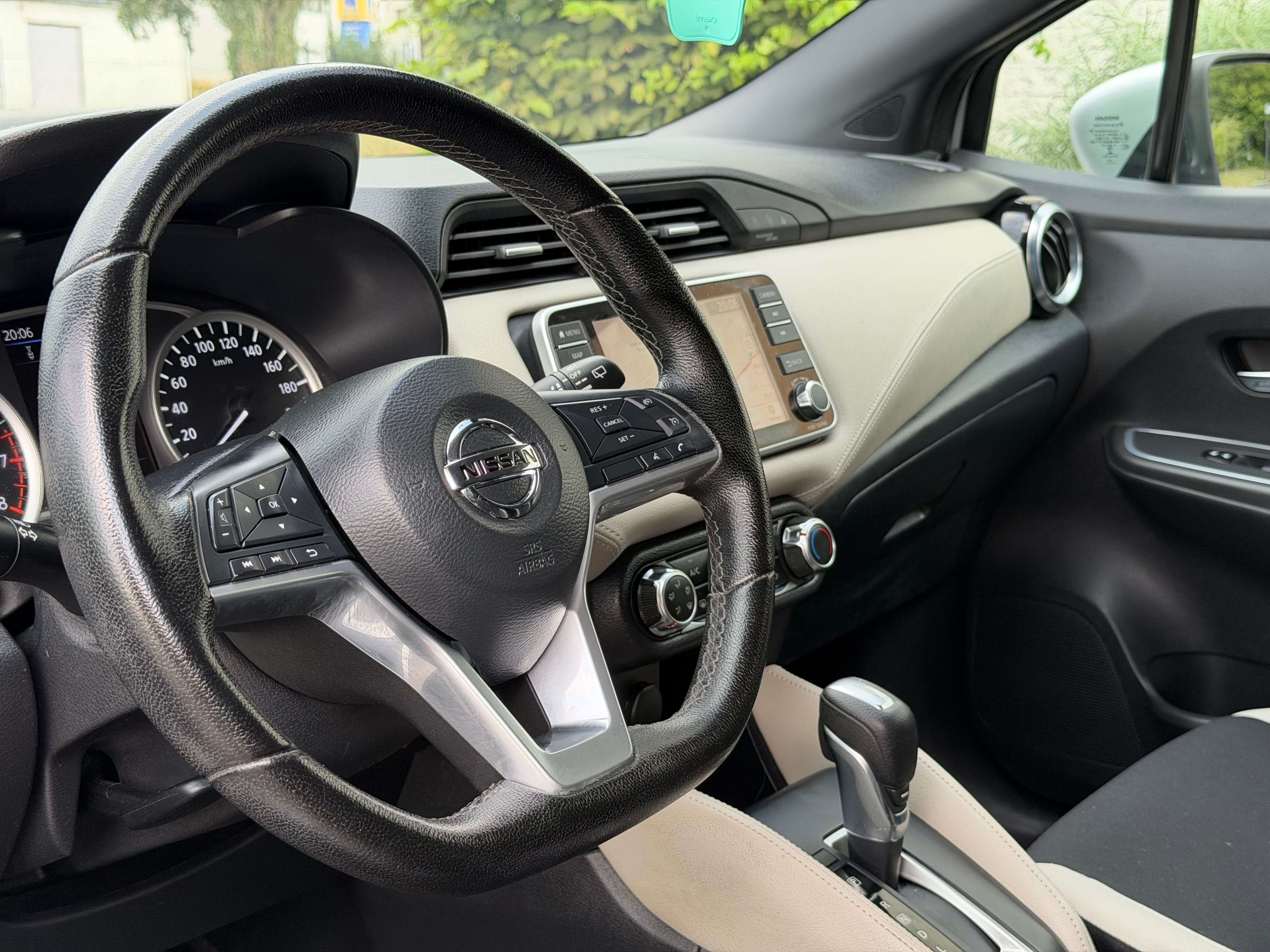 Nissan Micra • AUTOMATIQUE • GPS • CAM • TRÈS PROPRE