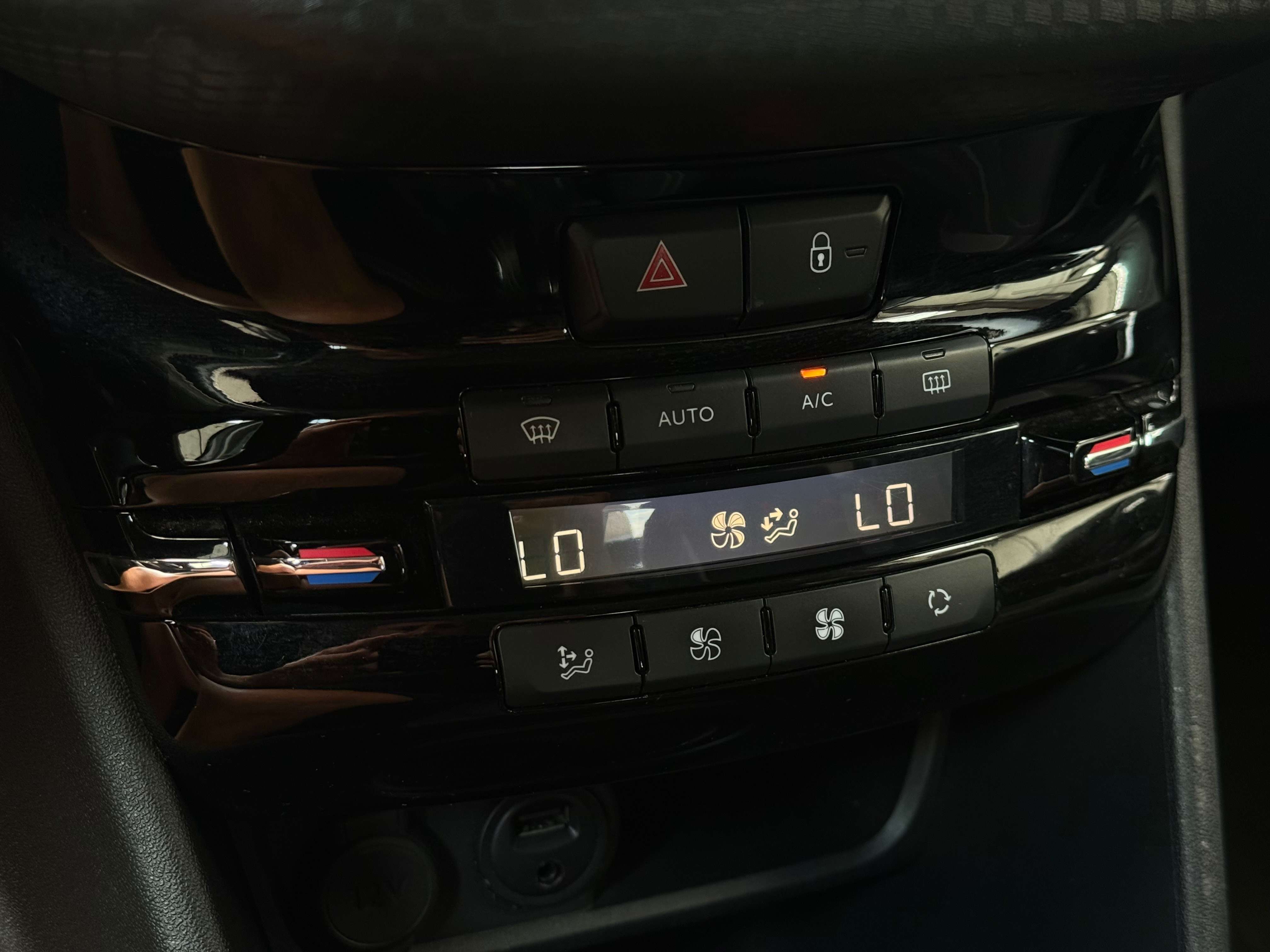 Peugeot 2008 2008 1.6 BlueHDi GT /Navi/Led/Pdc/J.a/Garantie/