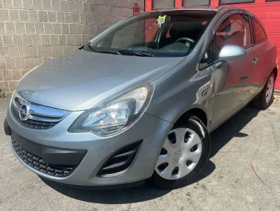 Opel Corsa 1.2i Enjoy + CLIM + CAR-PASS