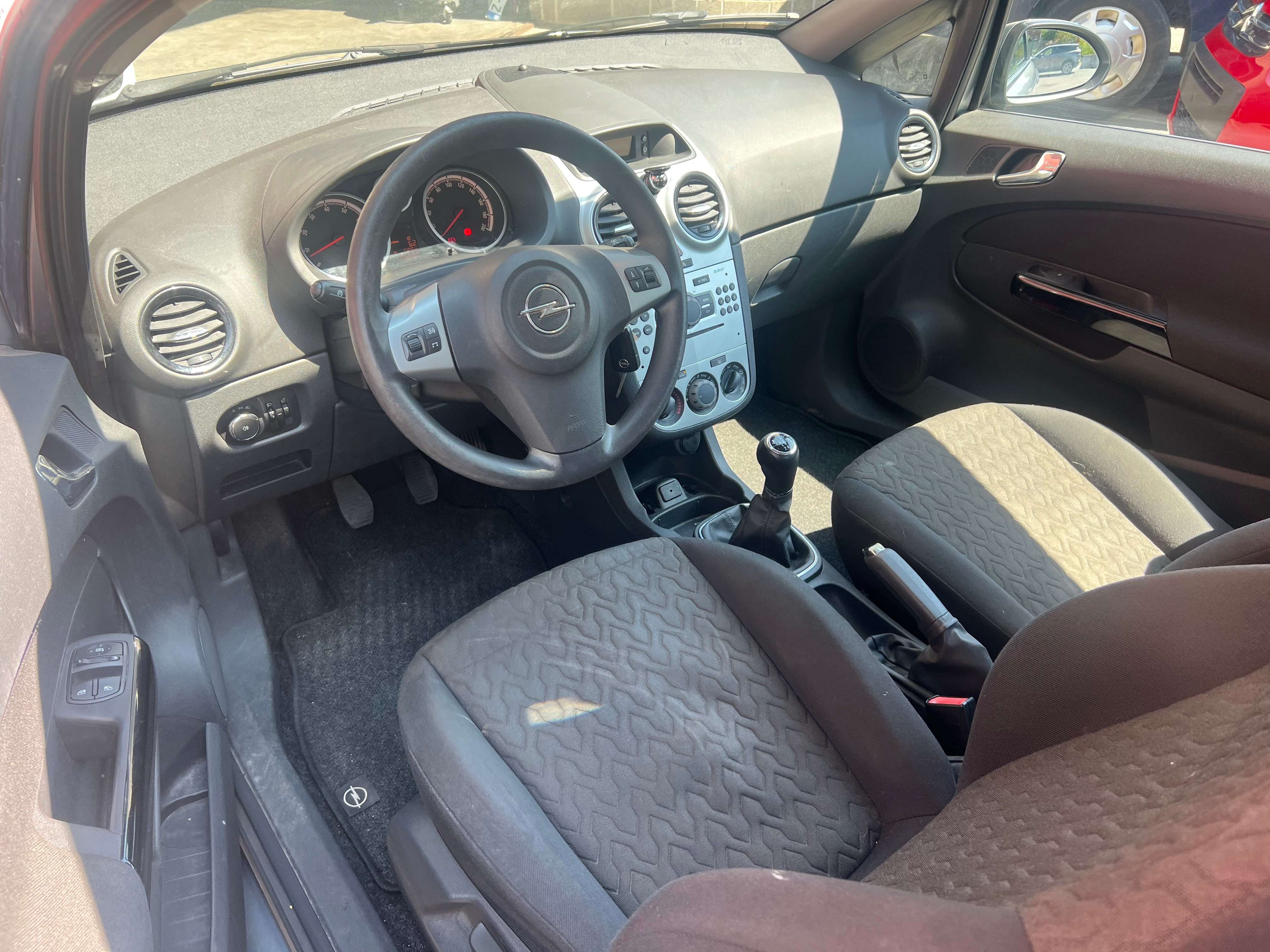Opel Corsa 1.2i Enjoy + CLIM + CAR-PASS
