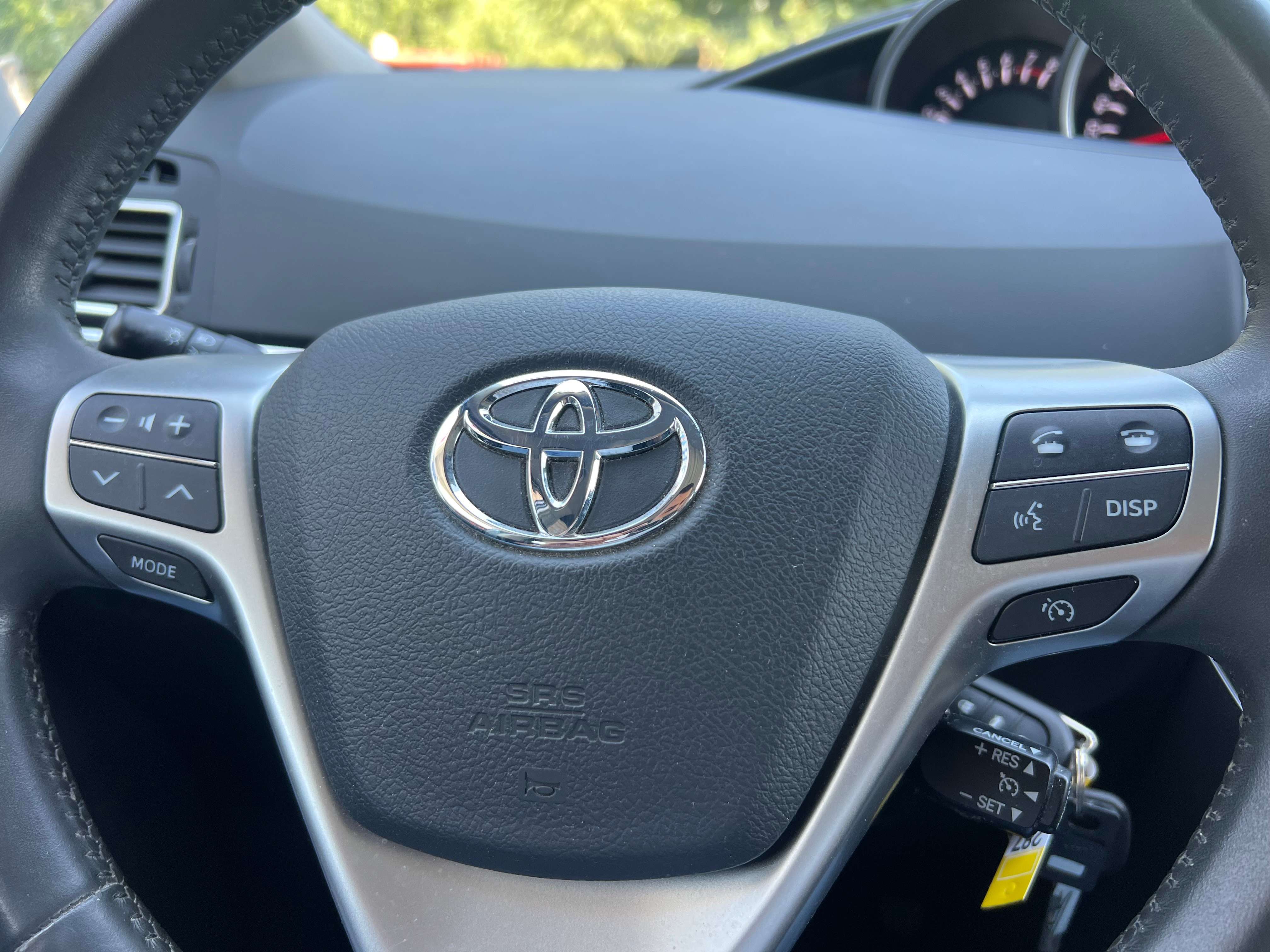 Toyota Verso 1.8i Dynamic 5pl. + GARANTIE + CAMÉRA + NAVI + CLIM + PANO