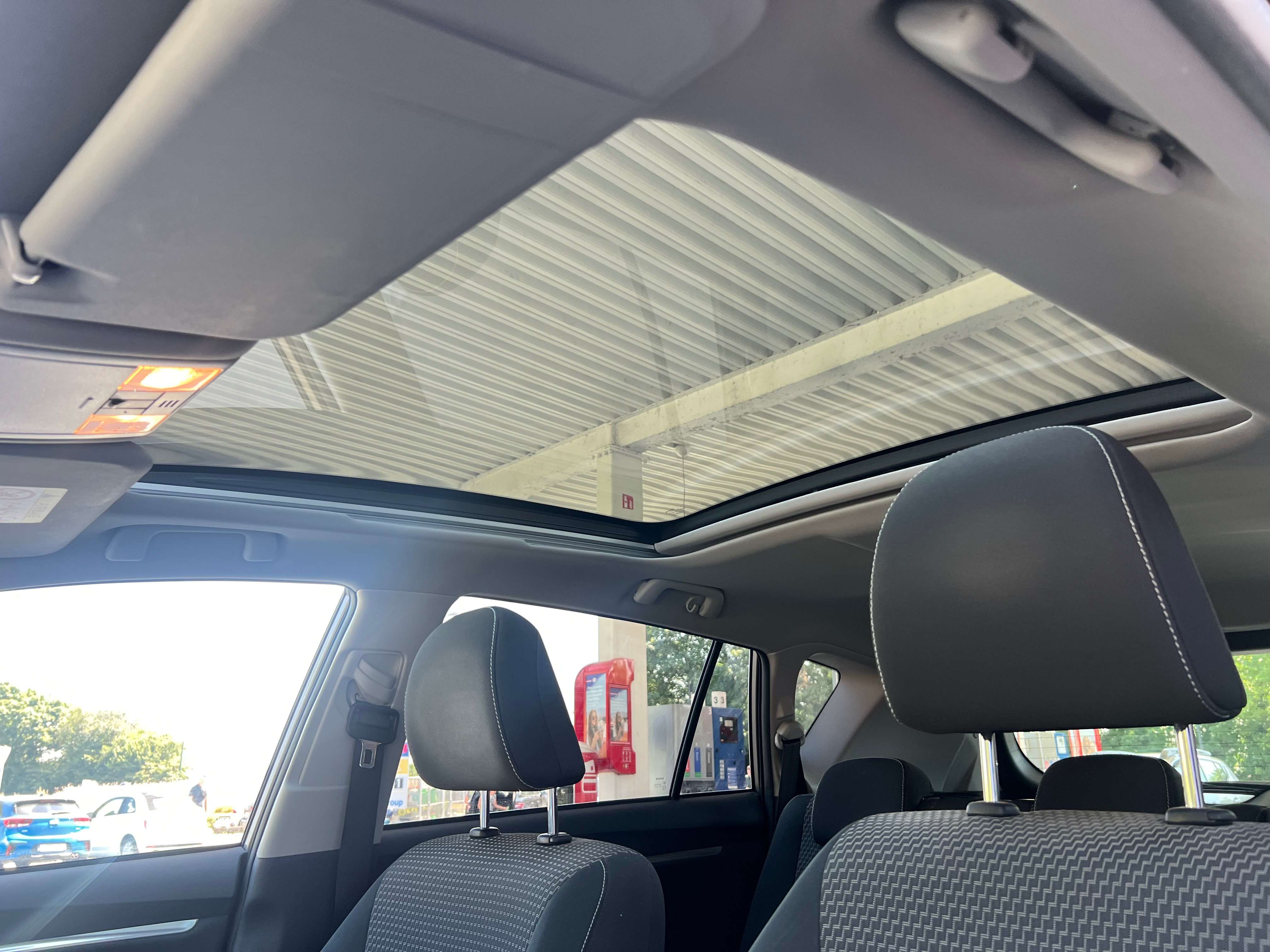 Toyota Verso 1.8i Dynamic 5pl. + GARANTIE + CAMÉRA + NAVI + CLIM + PANO
