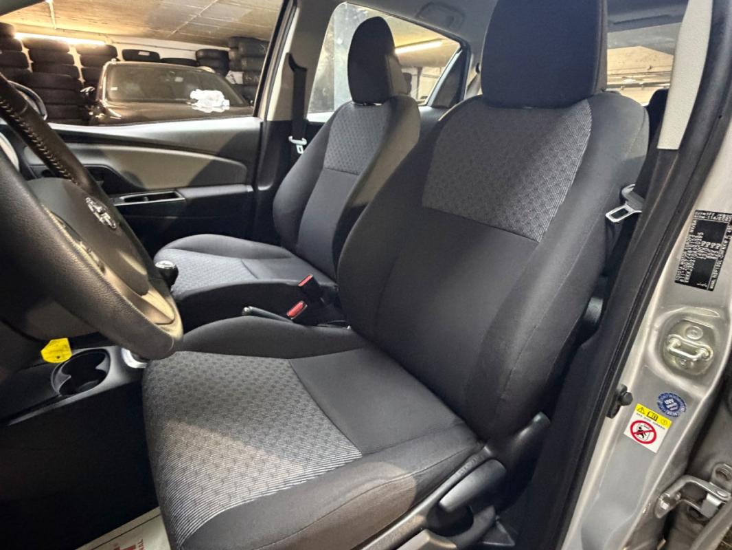 Toyota Yaris 100 VVT-i Dynamic