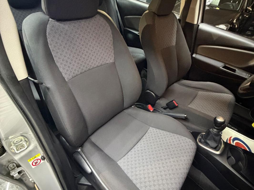 Toyota Yaris 100 VVT-i Dynamic