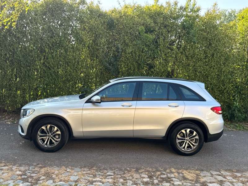 Mercedes-Benz GLC 220 D 170CH BUSINESS 4MATIC 9G-TRONIC // 2017 // 140.000KM // CAMERA // CUIR