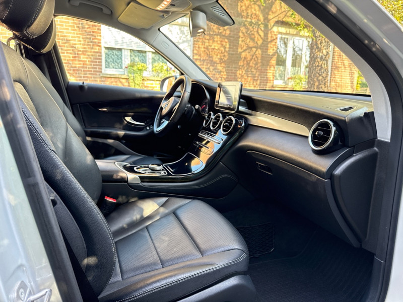 Mercedes-Benz GLC 220 D 170CH BUSINESS 4MATIC 9G-TRONIC // 2017 // 140.000KM // CAMERA // CUIR
