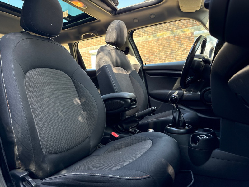 Mini MINI 5 PORTES ONE D 95CH MARYLEBONE // 2016 // T.OUVRANT // GPS // CARANTIE
