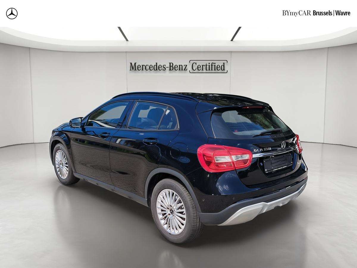 Mercedes-Benz GLA 180 GLA Business Solution Auto