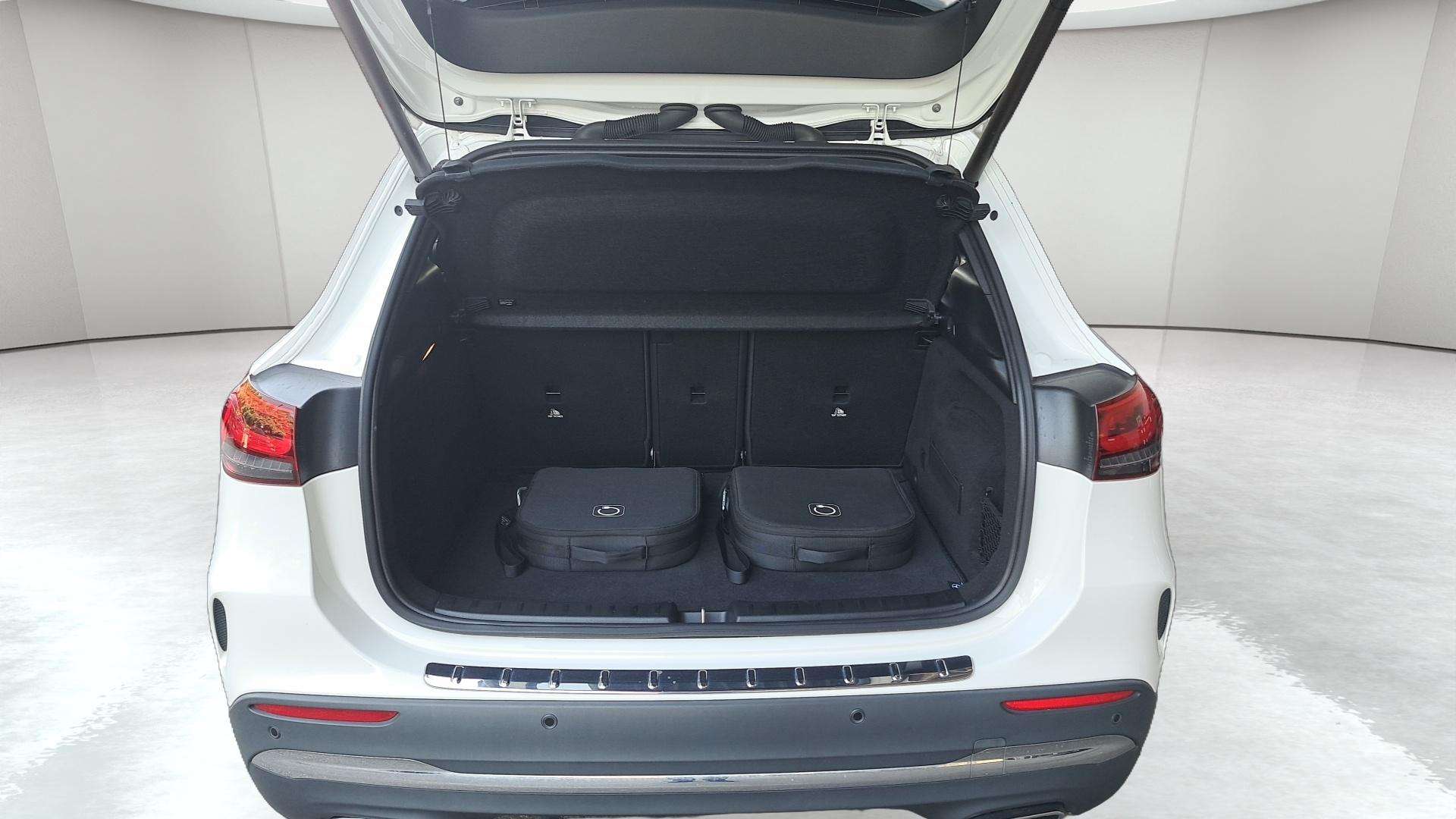 Mercedes-Benz GLA 250 GLA e AMG Line