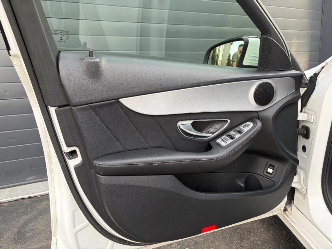Mercedes-Benz Classe C 180d Sportline AMG 7G-Tronic Plus 1ère main / Toit ouvrant