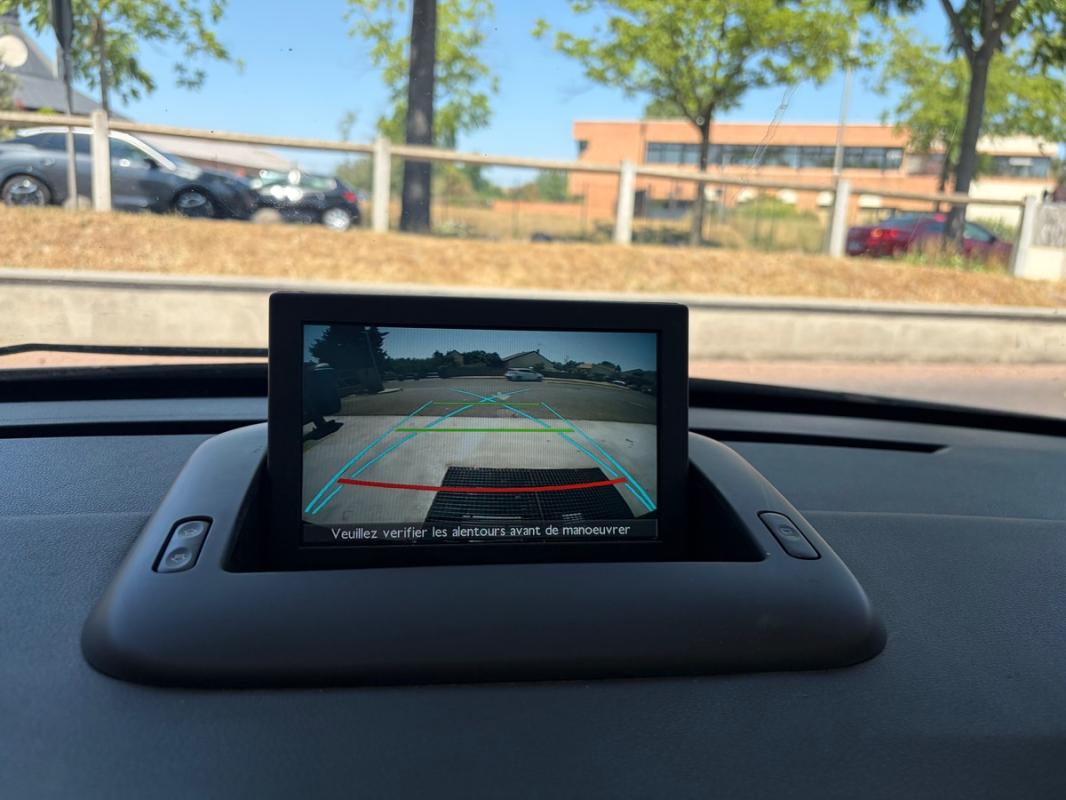 Peugeot 3008 2014 148km GPS TOIT PANORAMIQUE CAMÉRA SEMI CUIR BLUETOOTH