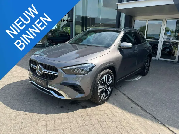 Mercedes-Benz GLA 180 GLA Business Line