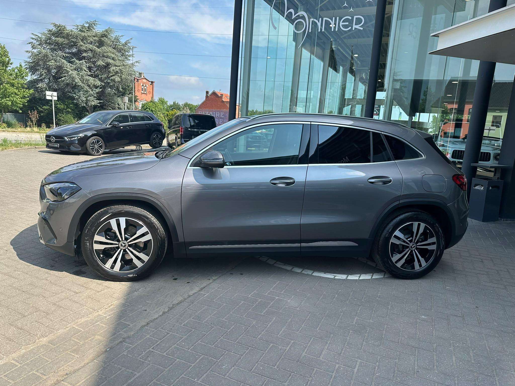 Mercedes-Benz GLA 180 GLA Business Line