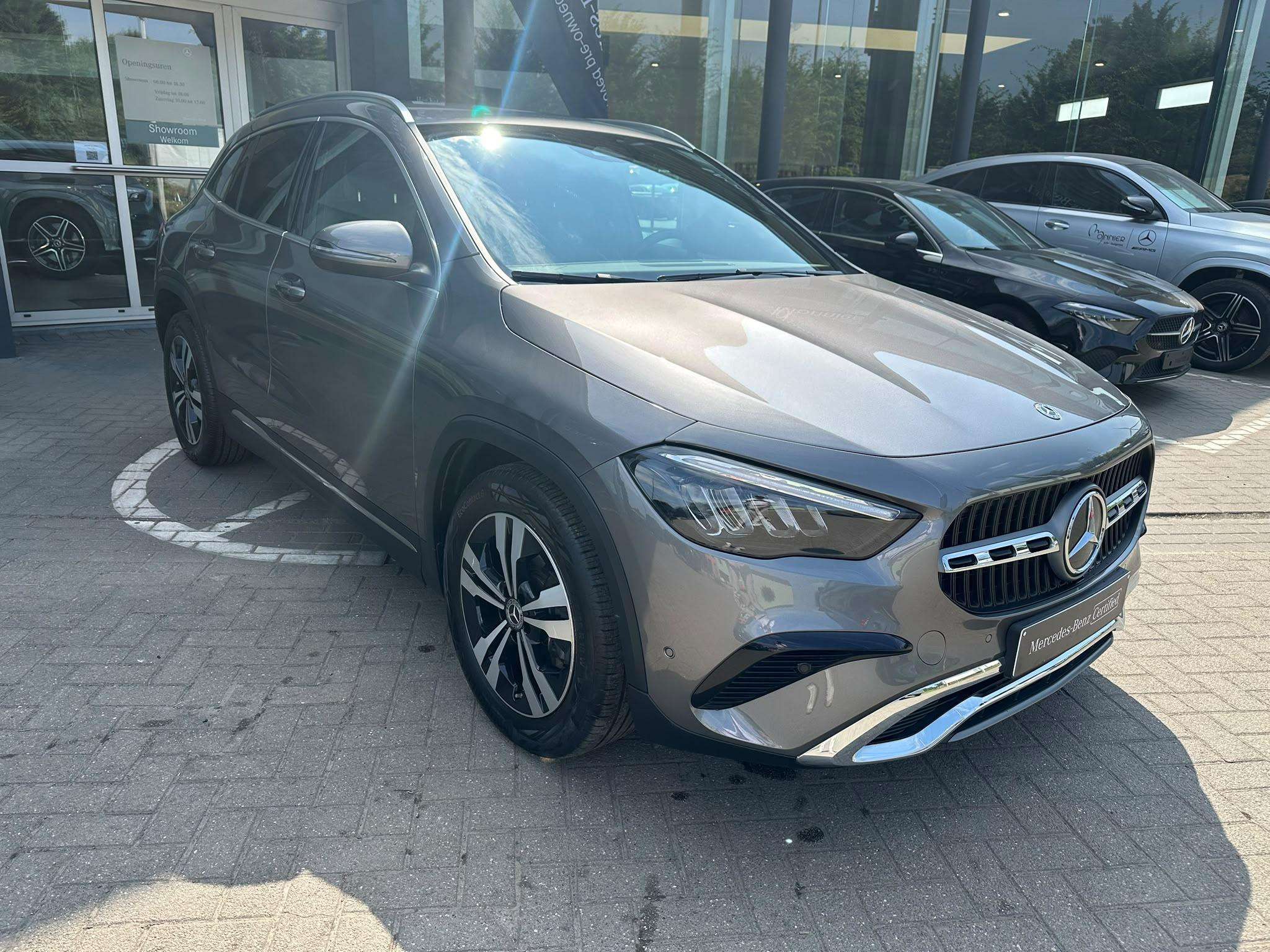 Mercedes-Benz GLA 180 GLA Business Line