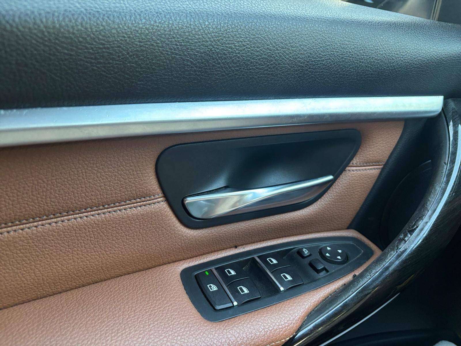 BMW 320 320 d / Finition luxury / Toit Ouvrant / Carplay / Garantie 12 Mois