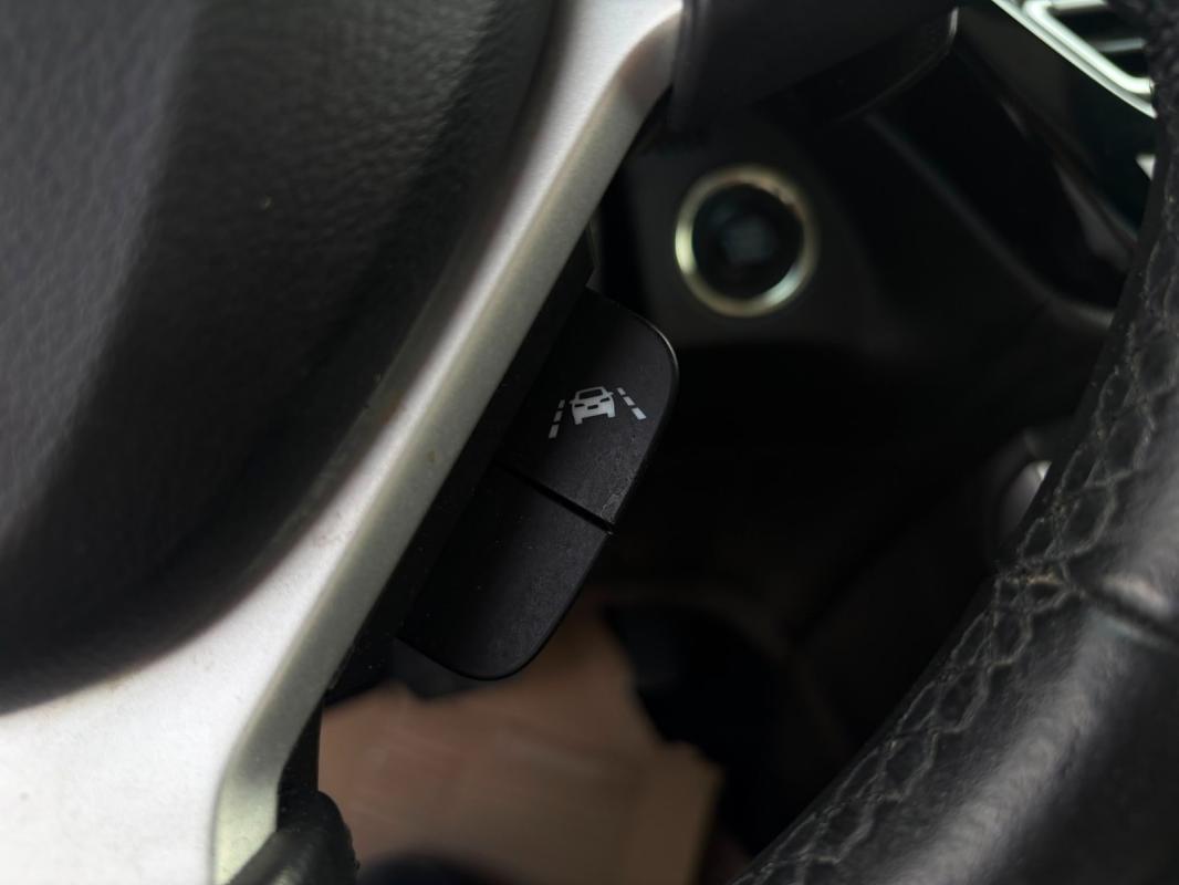 Suzuki S-Cross Comfort STYLE * SEMI CUIR TOIT OUVRANT FULL HYBRID GARANTIE 12MOIS