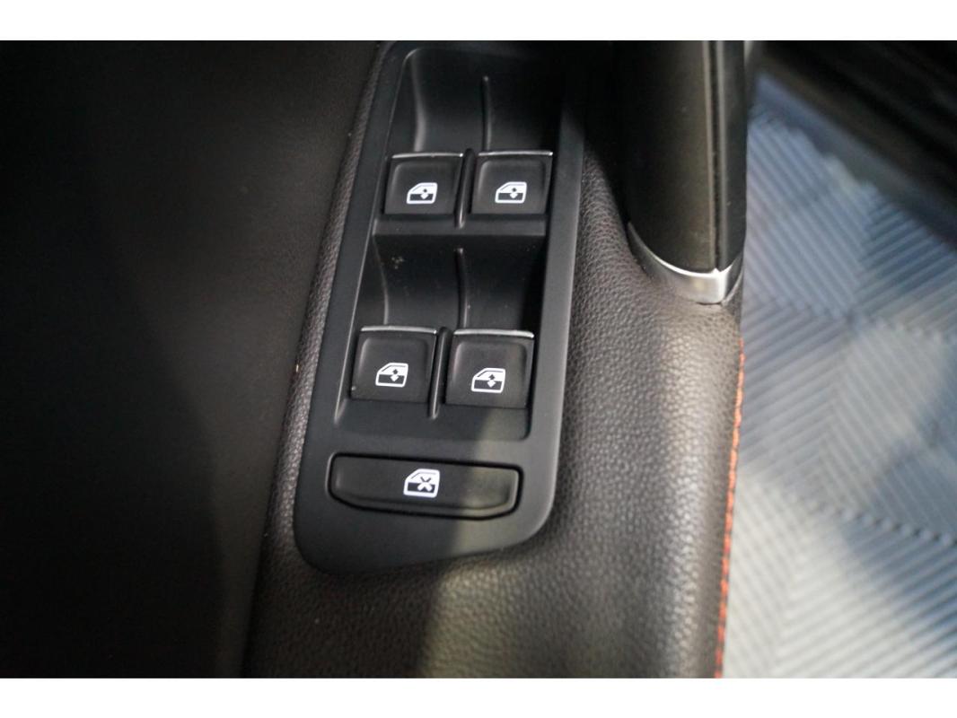 Volkswagen Golf 2.0 16V TSI - 245 BV DSG 7 VII BERLINE GTI Performance PHASE 2