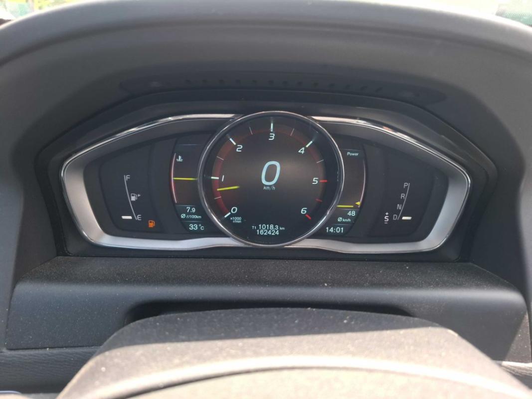 Volvo Xc60 D4 2.4 AWD 181 ch R-Design Geartronic