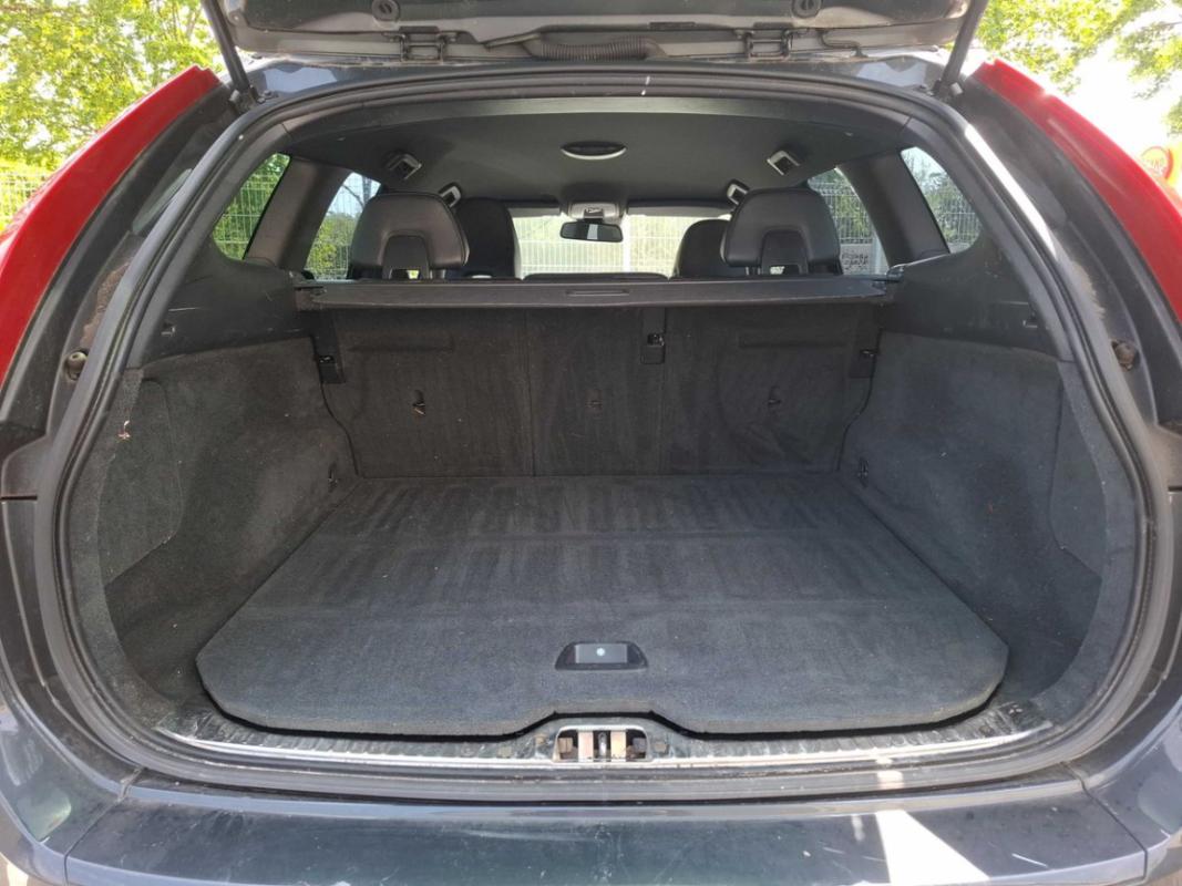 Volvo Xc60 D4 2.4 AWD 181 ch R-Design Geartronic