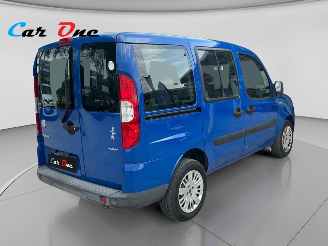 Fiat Doblo 1.3 Multijet 16v 85 Emotion 7 places