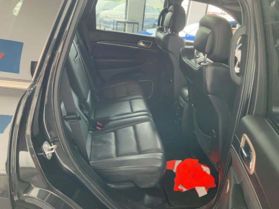 Jeep Grand Cherokee V6 3.0 CRD 250 SetS BVA Summit