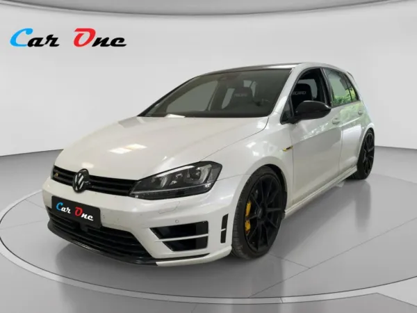 Volkswagen Golf R 2.0 TSI 300 BlueMotion Technology 4Motion