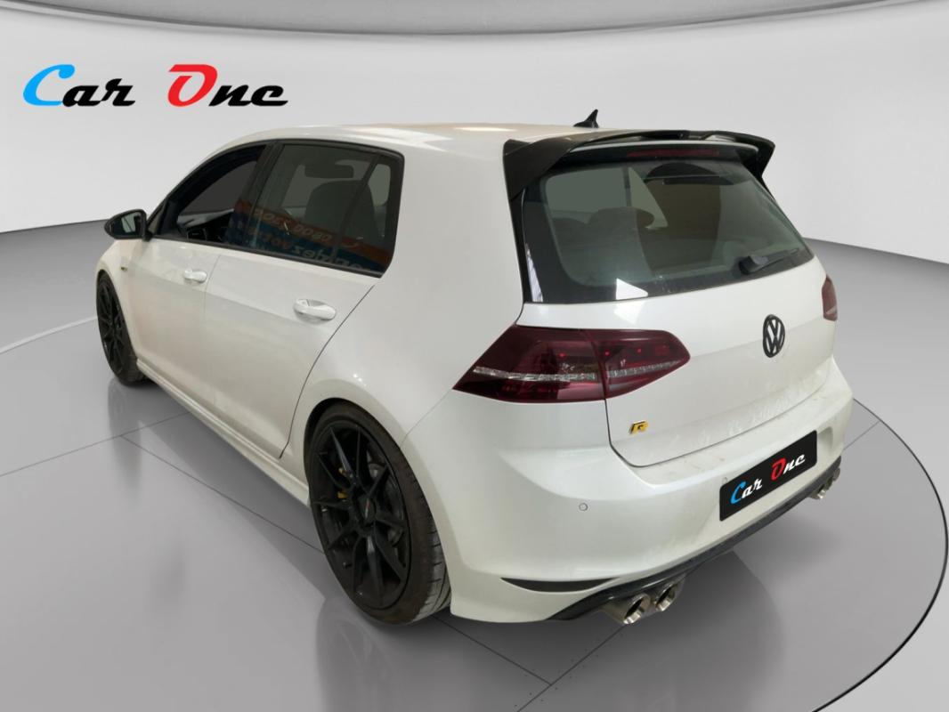 Volkswagen Golf R 2.0 TSI 300 BlueMotion Technology 4Motion