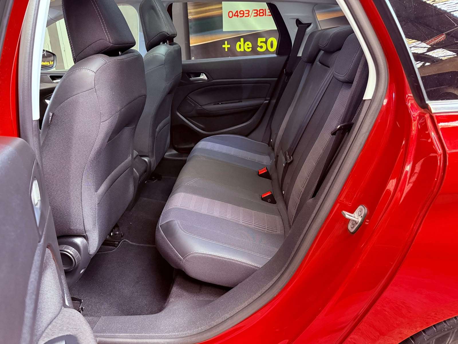 Peugeot 308 308 SW 1.2 PureTech Allure GPS Xénon Caméra Toit Pano CarPlay Att remorque