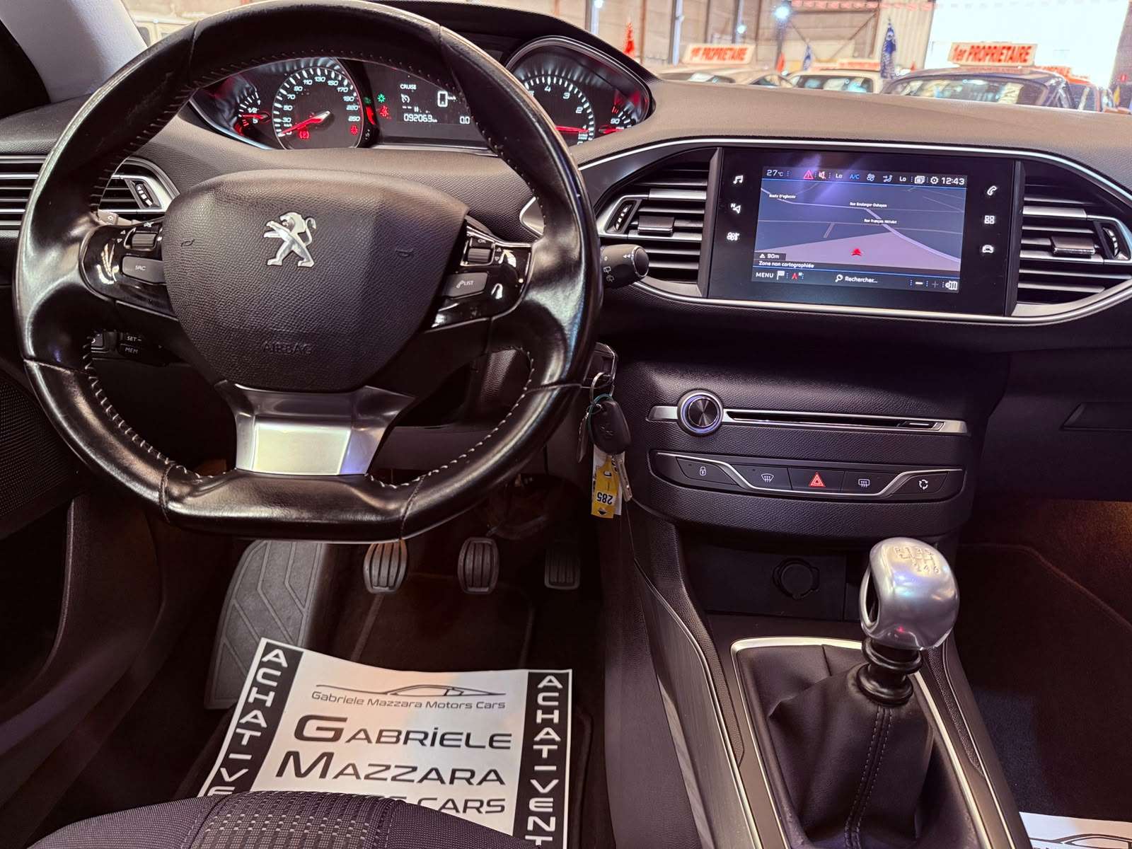 Peugeot 308 308 SW 1.2 PureTech Allure GPS Xénon Caméra Toit Pano CarPlay Att remorque