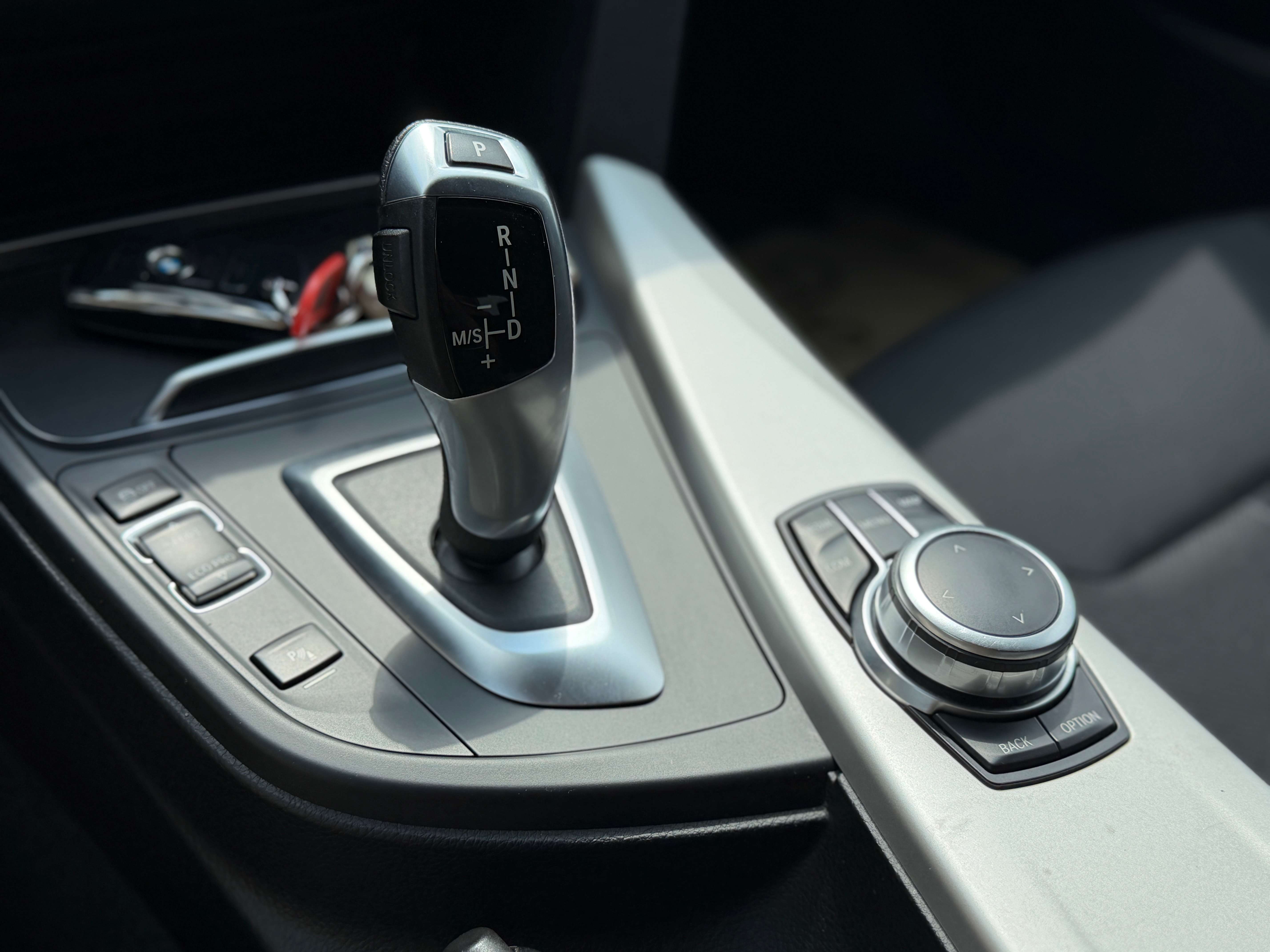 BMW 418 Gran Coupé 418iA Sport Edition -BOITE AUTOMATIQUE- NAVIGATION - CAMERA - CRUISE- LED- BI-XENON- GARANTIE 12 MOIS