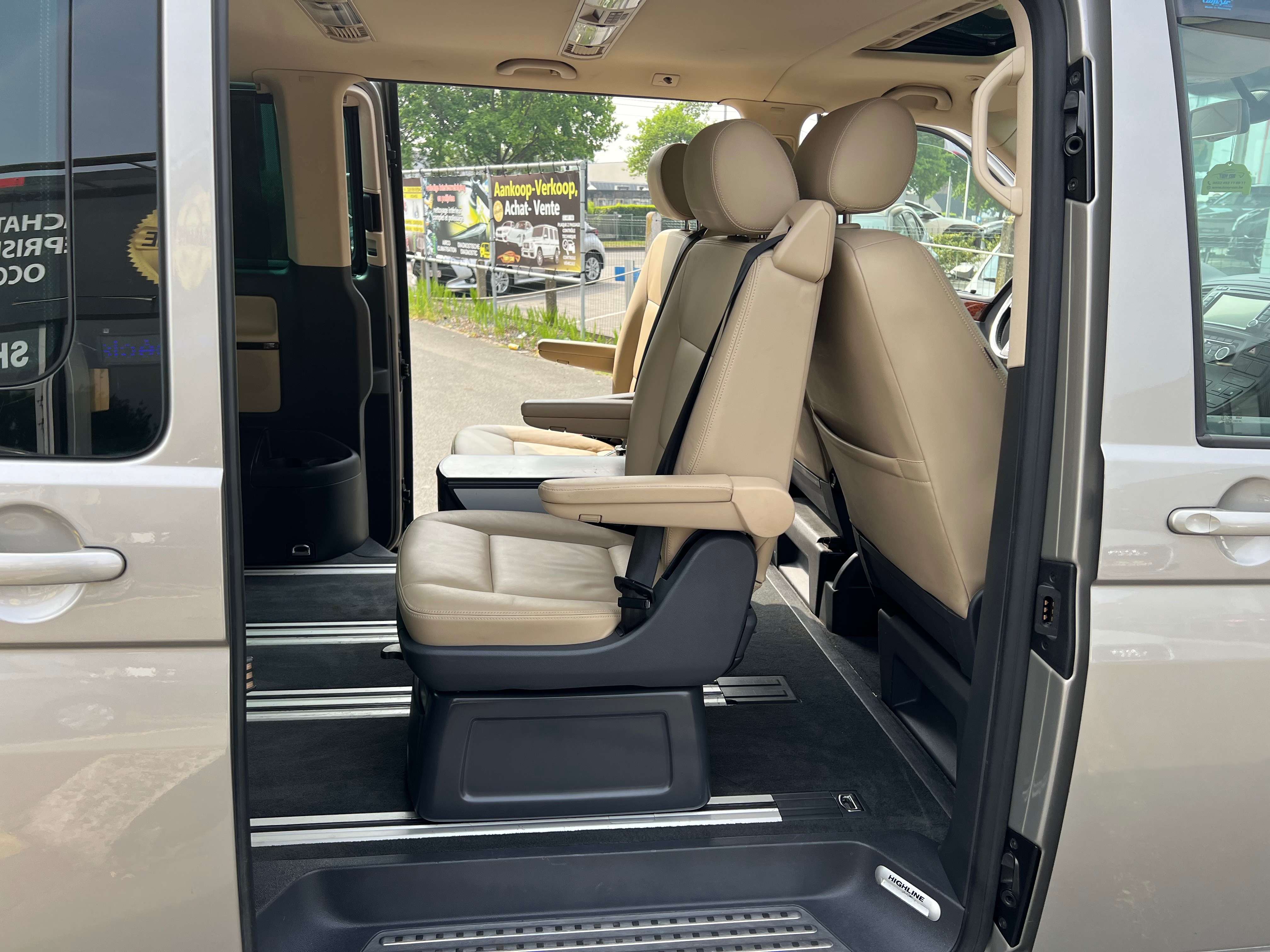Volkswagen T5 Multivan 2.0CR TDi 4Motion Highline DSG*6PL*BT*USB